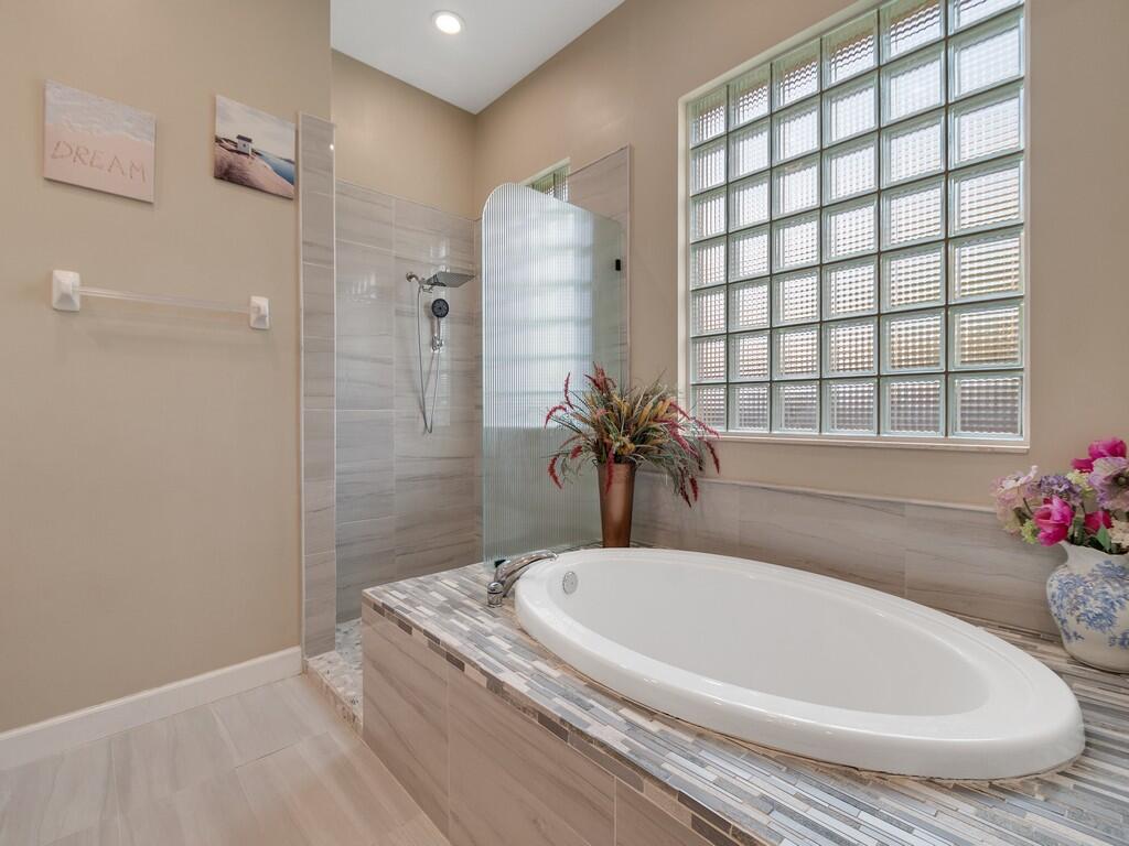 7327 Bob O Link Way Property Photo 20