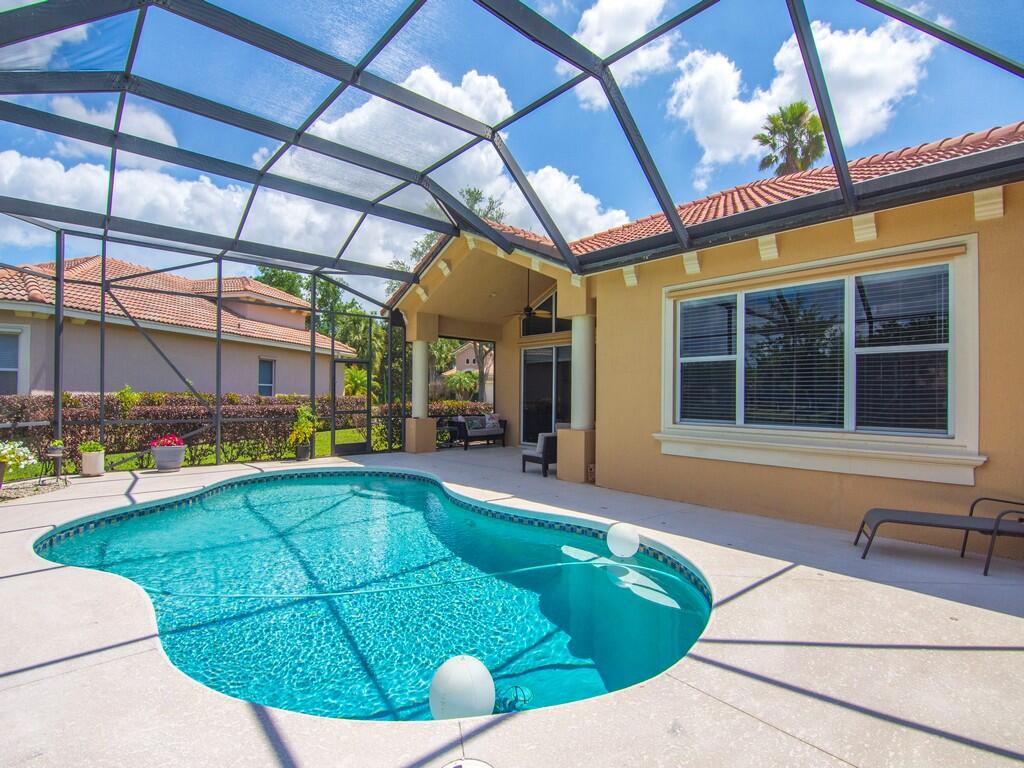 7327 Bob O Link Way Property Photo 28
