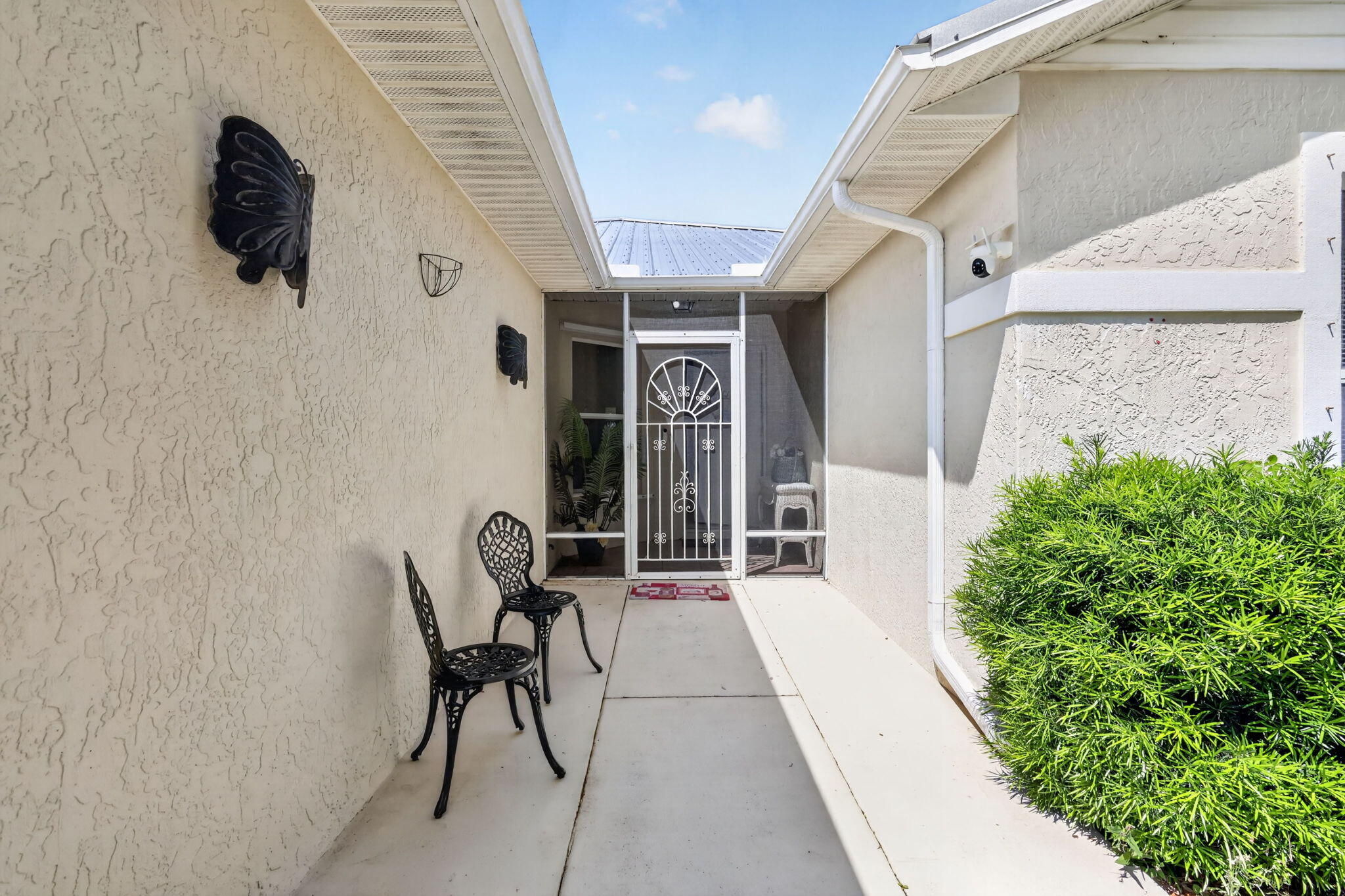 6656 Picante Circle Property Photo 4