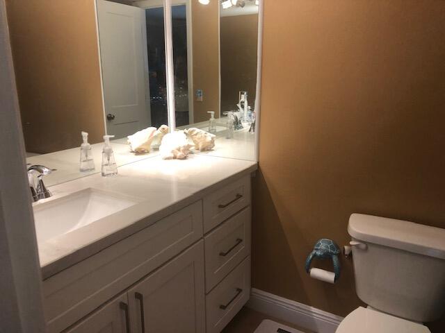 2029 N Ocean Boulevard 209 Property Photo 7