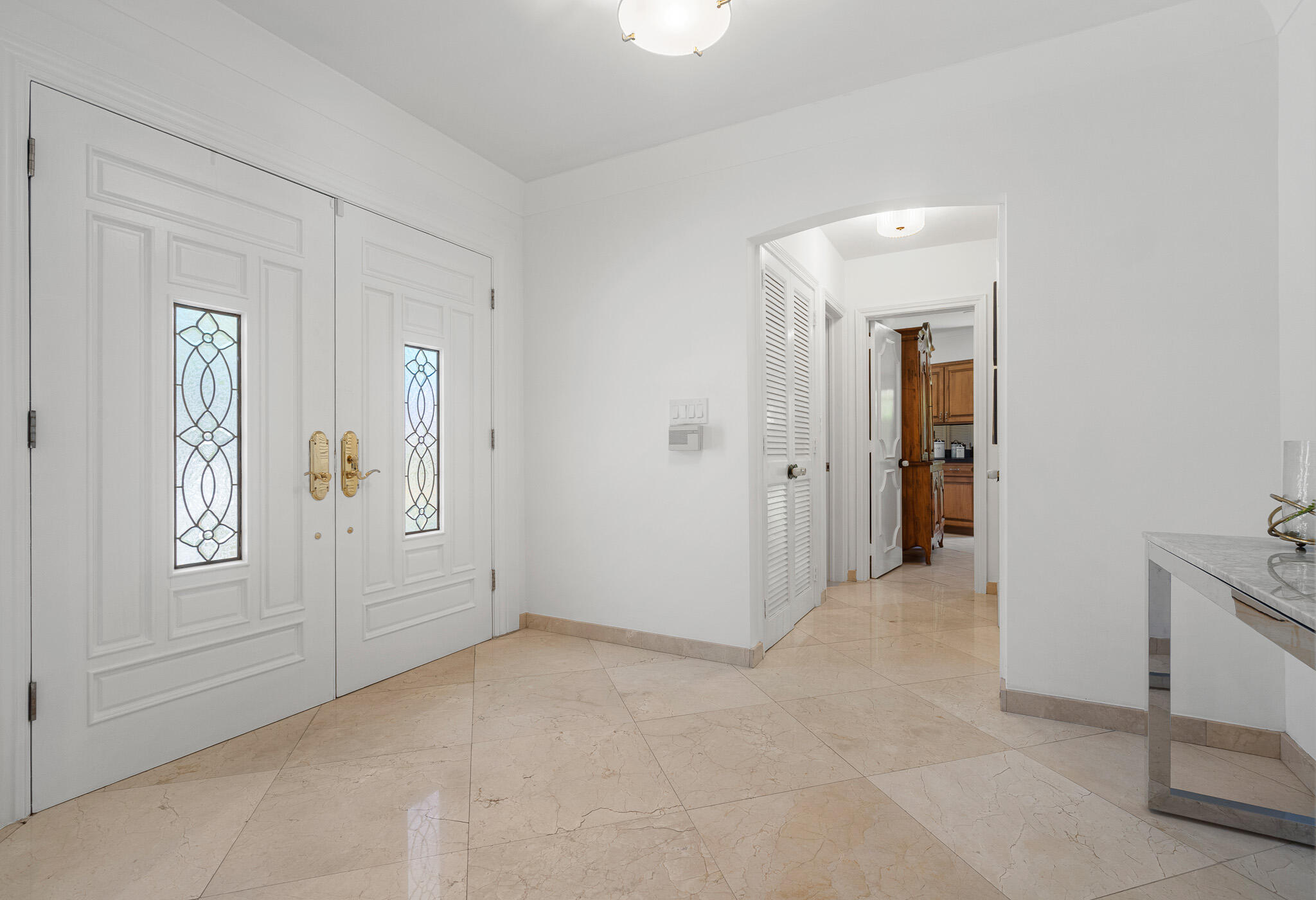 57 Cayuga Road Property Photo 11