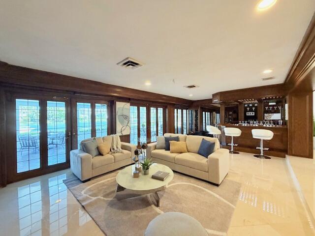 57 Cayuga Road Property Photo 18