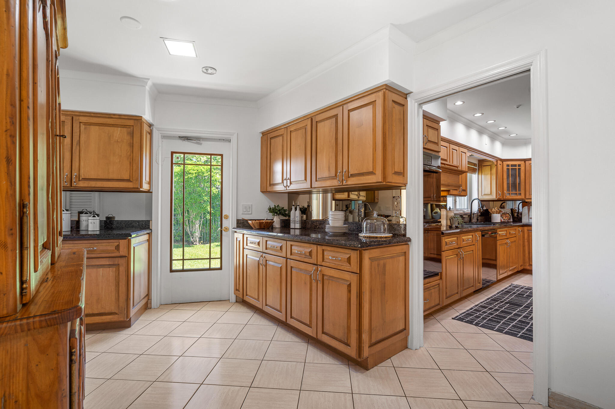57 Cayuga Road Property Photo 41