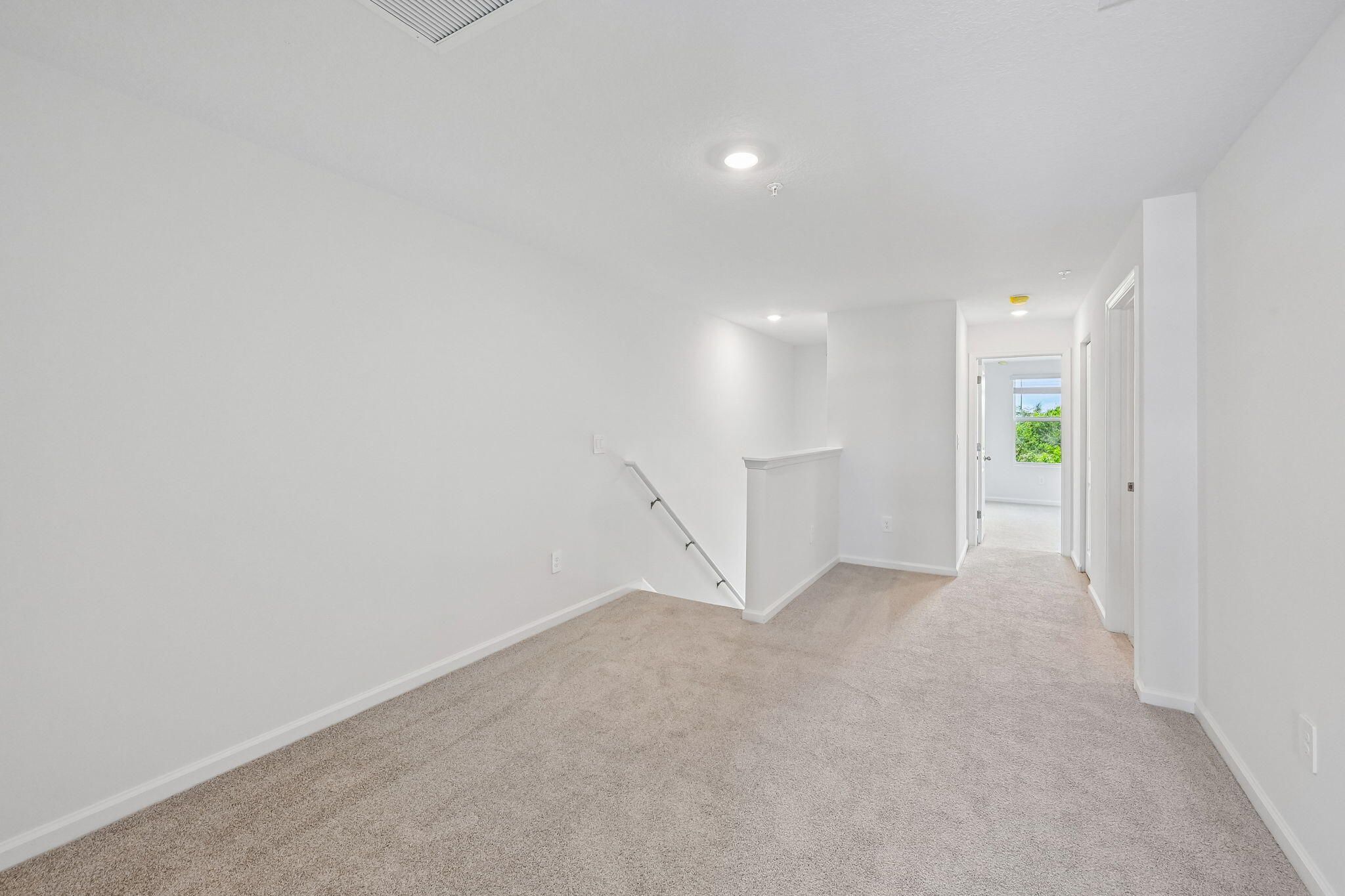 608 Salisbury Circle Property Photo 16