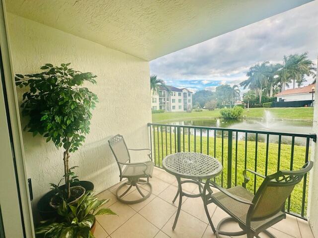 402 Villa Circle 402 Property Photo 1