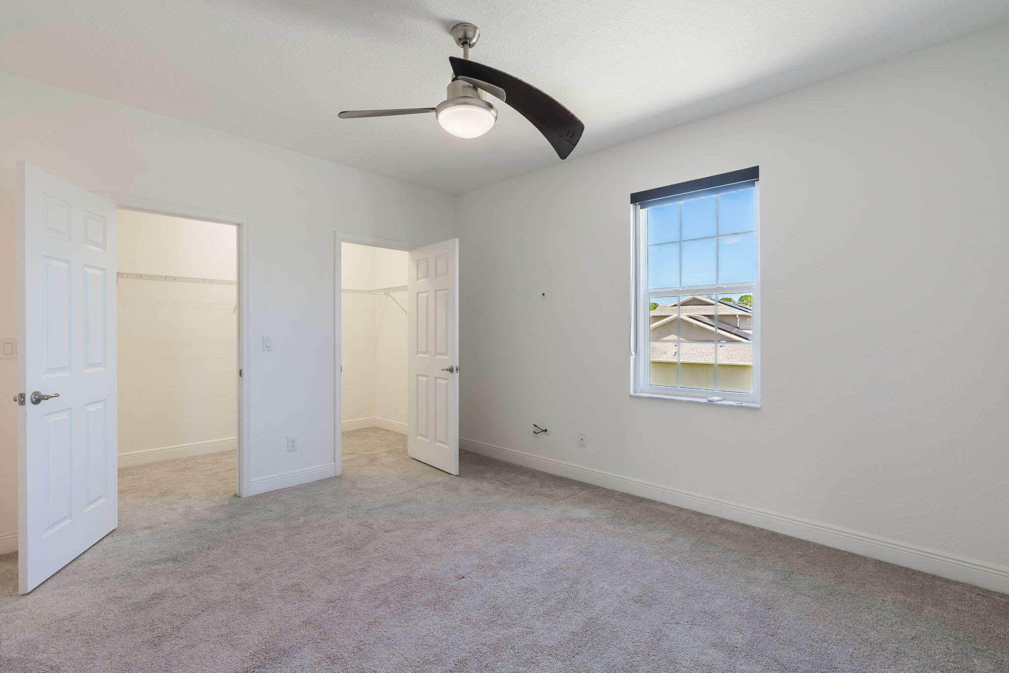 696 Ne Waters Edge Lane Property Photo 20
