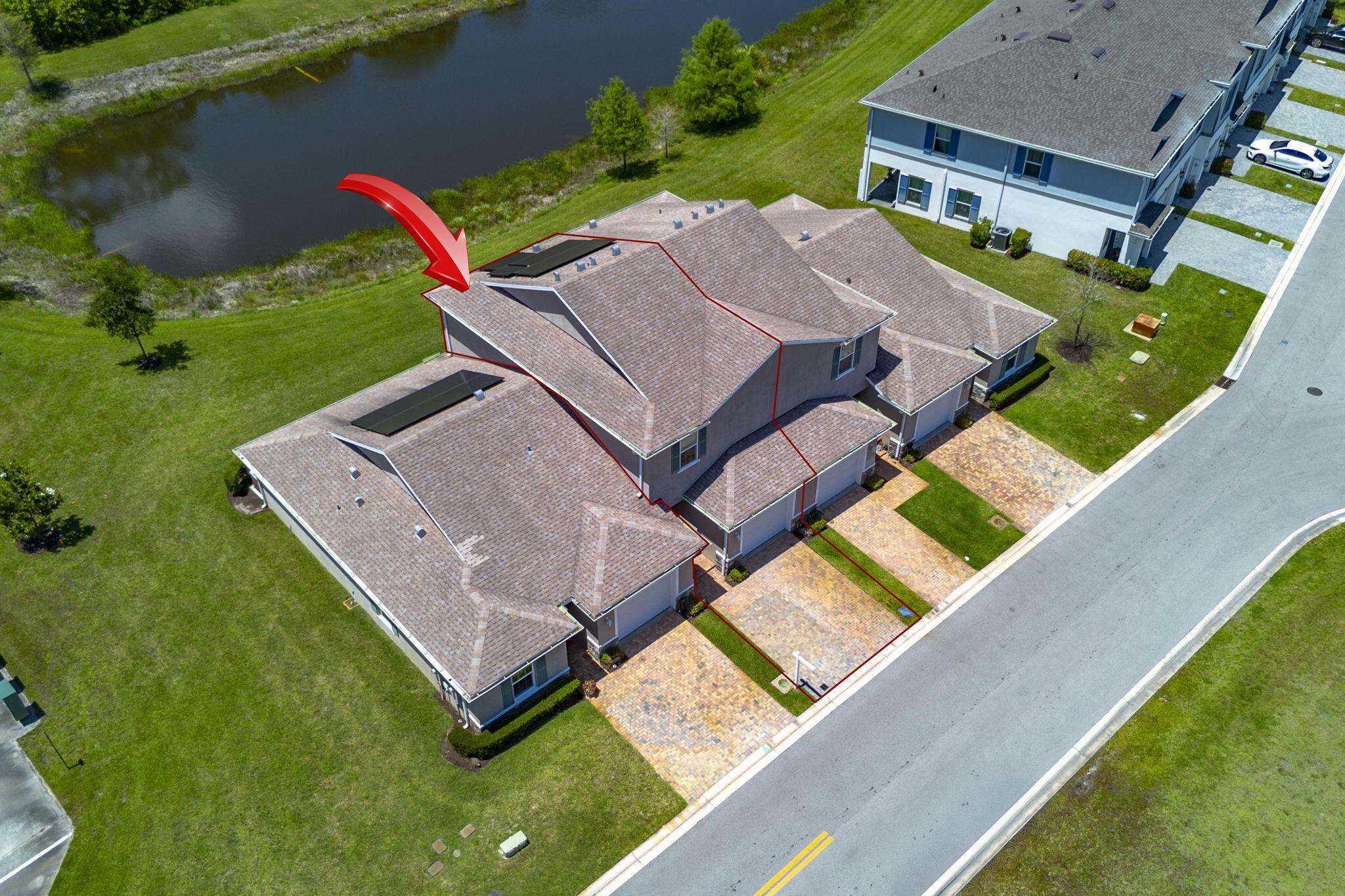 696 Ne Waters Edge Lane Property Photo 29
