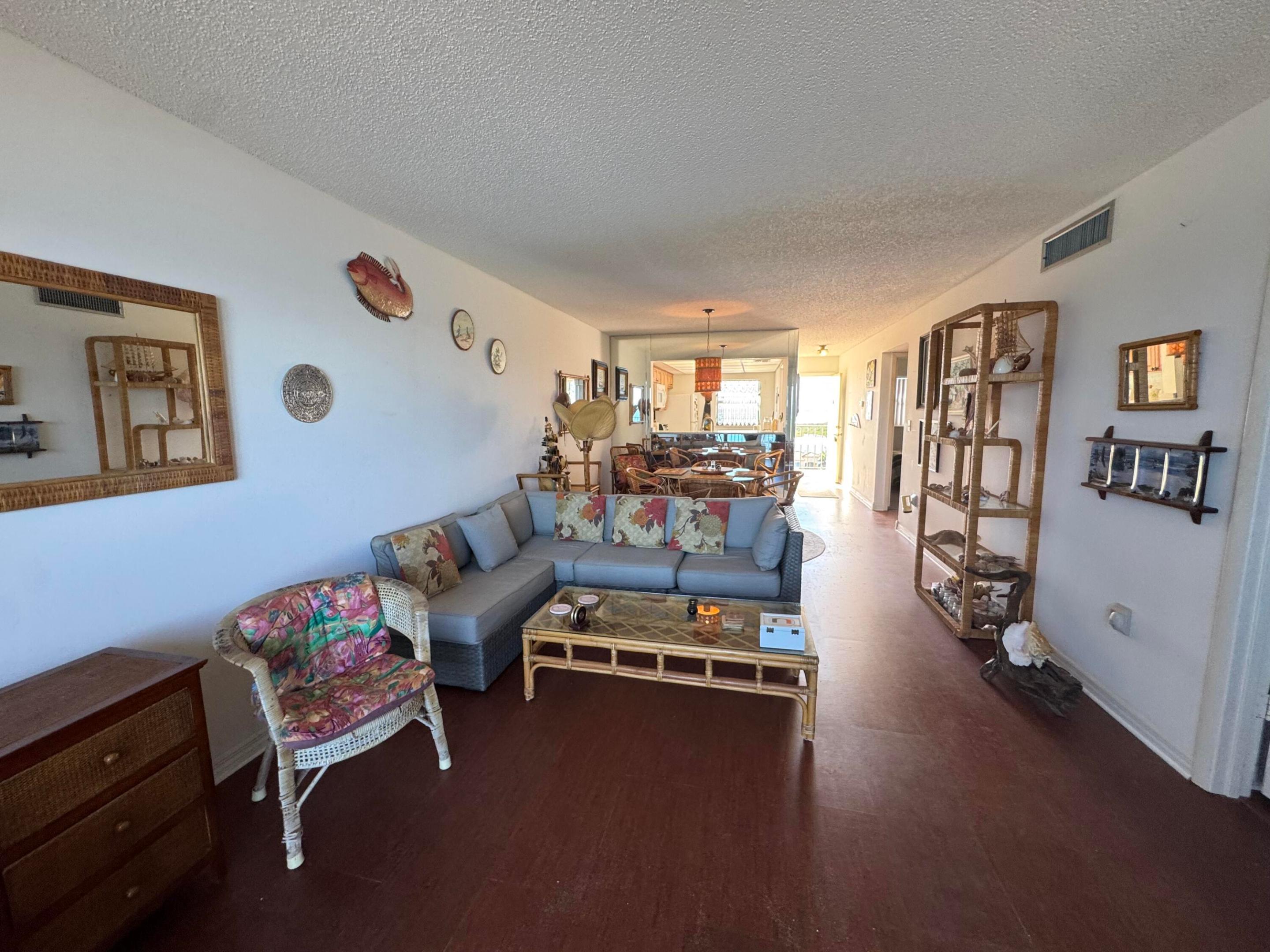 7430 S Ocean Drive 818 Property Photo 6