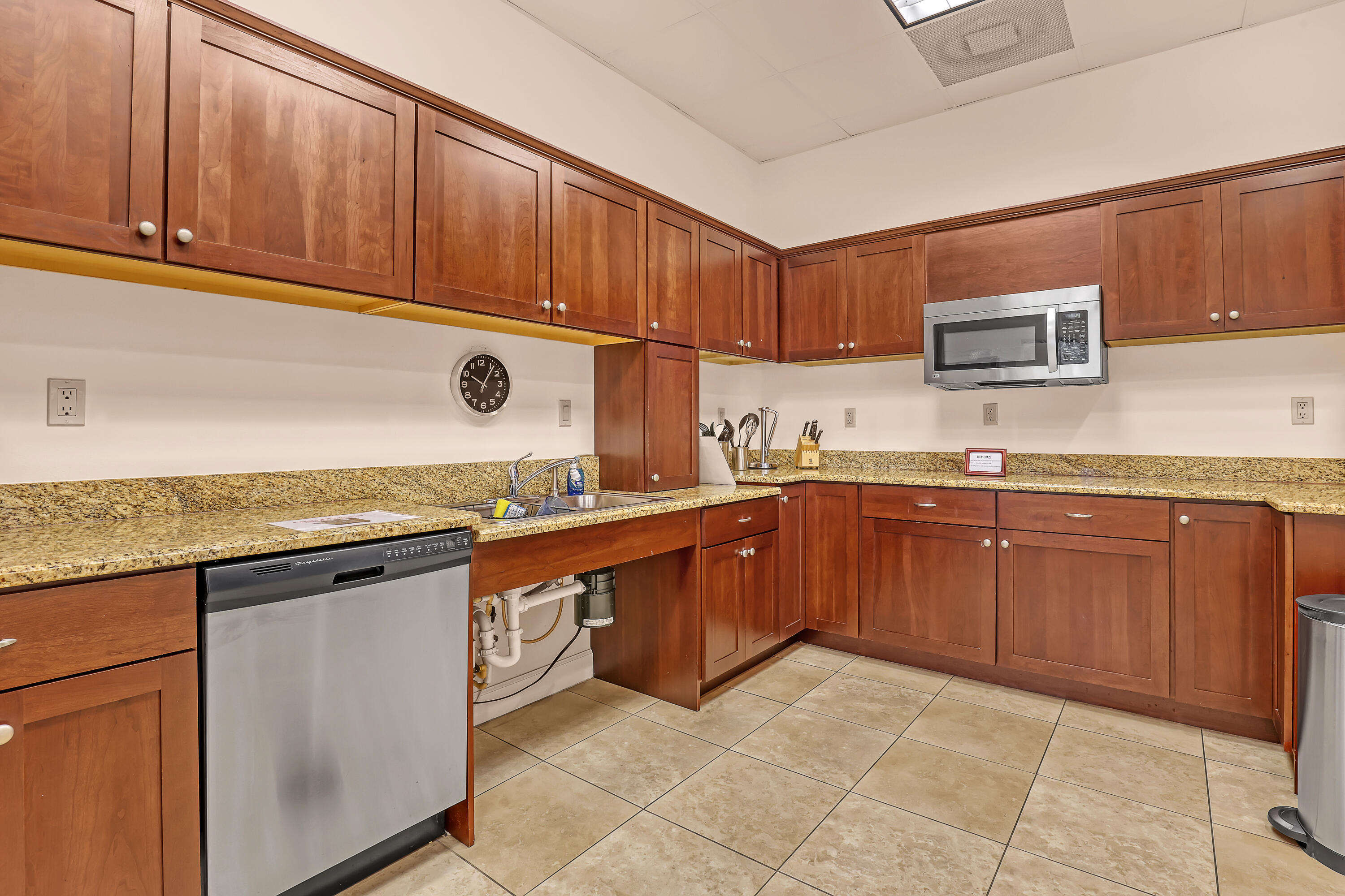 7430 S Ocean Drive 818 Property Photo 35