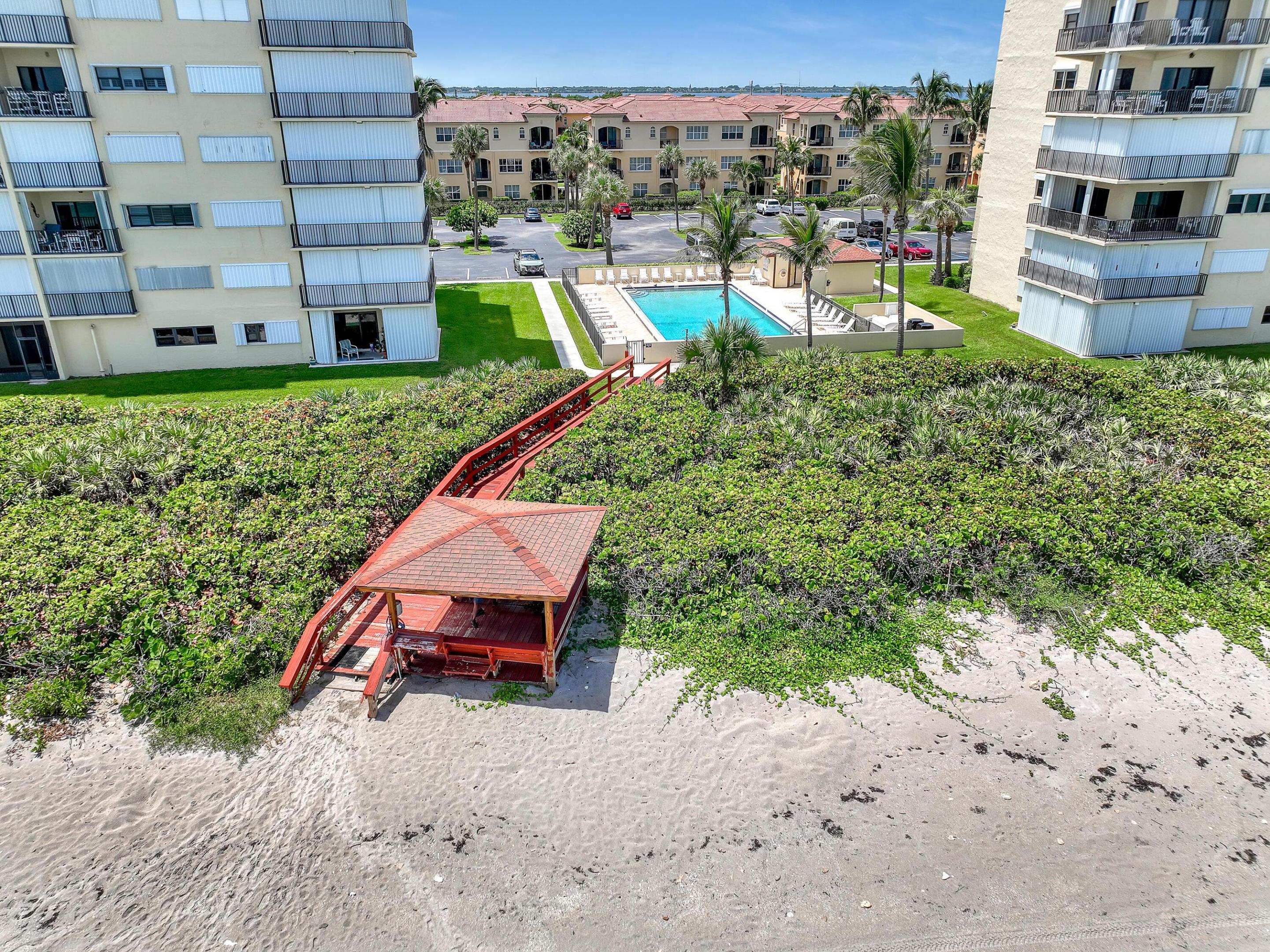 7430 S Ocean Drive 818 Property Photo 42