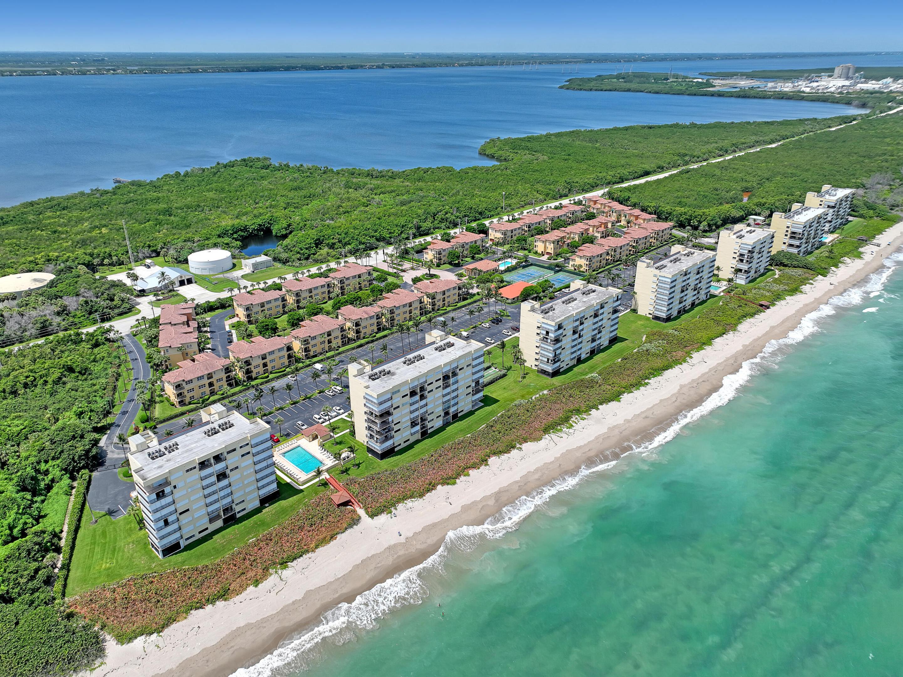 7430 S Ocean Drive 818 Property Photo 46