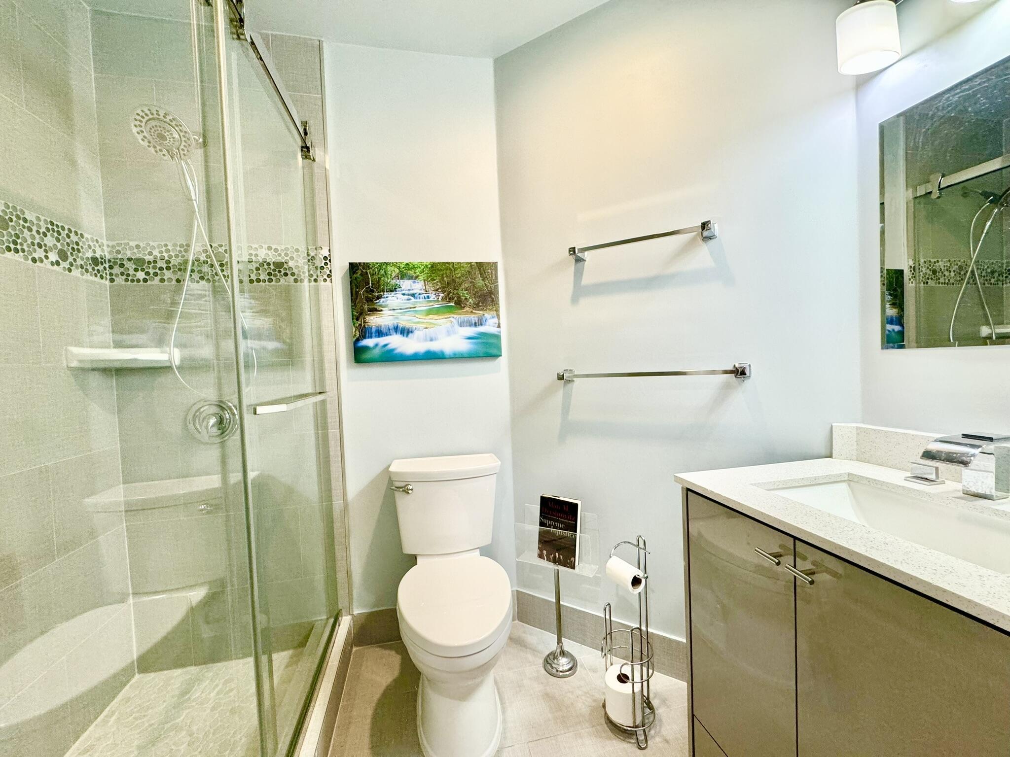 5135 Floria Drive E Property Photo 33