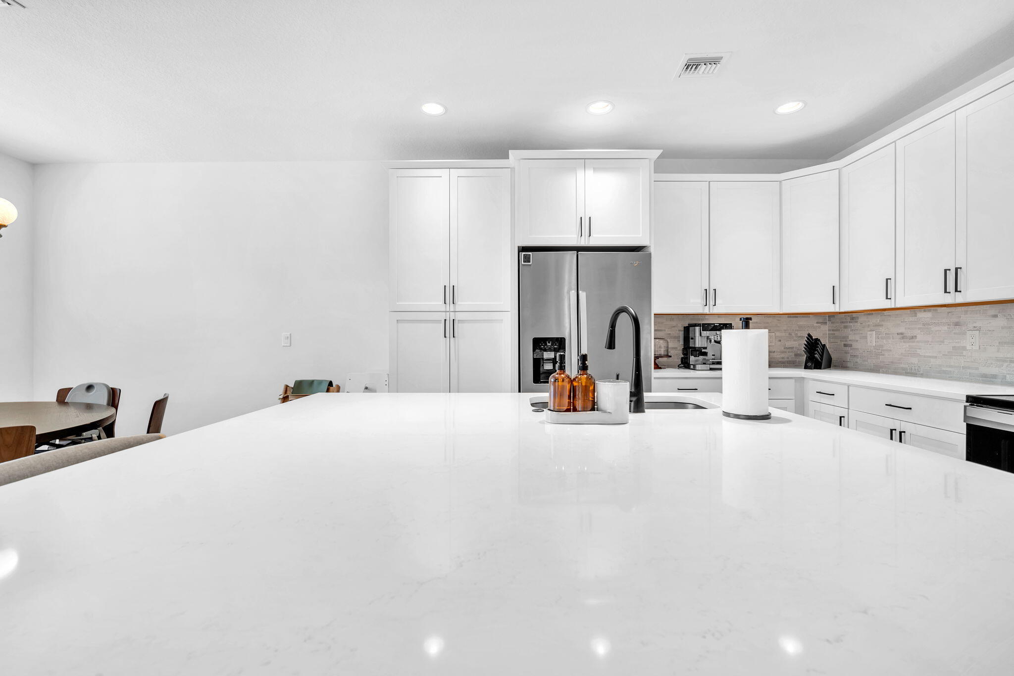 16121 Oakview Drive Property Photo 13