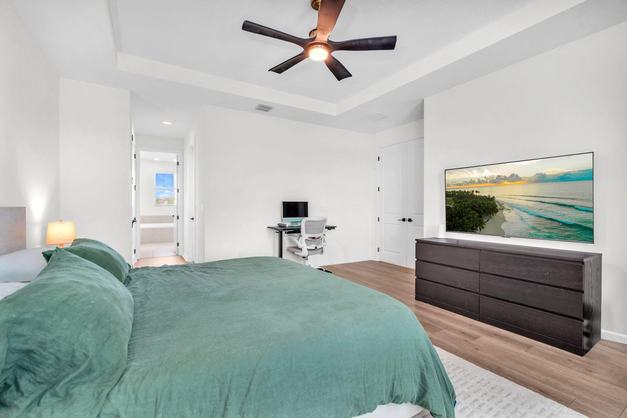 16121 Oakview Drive Property Photo 27