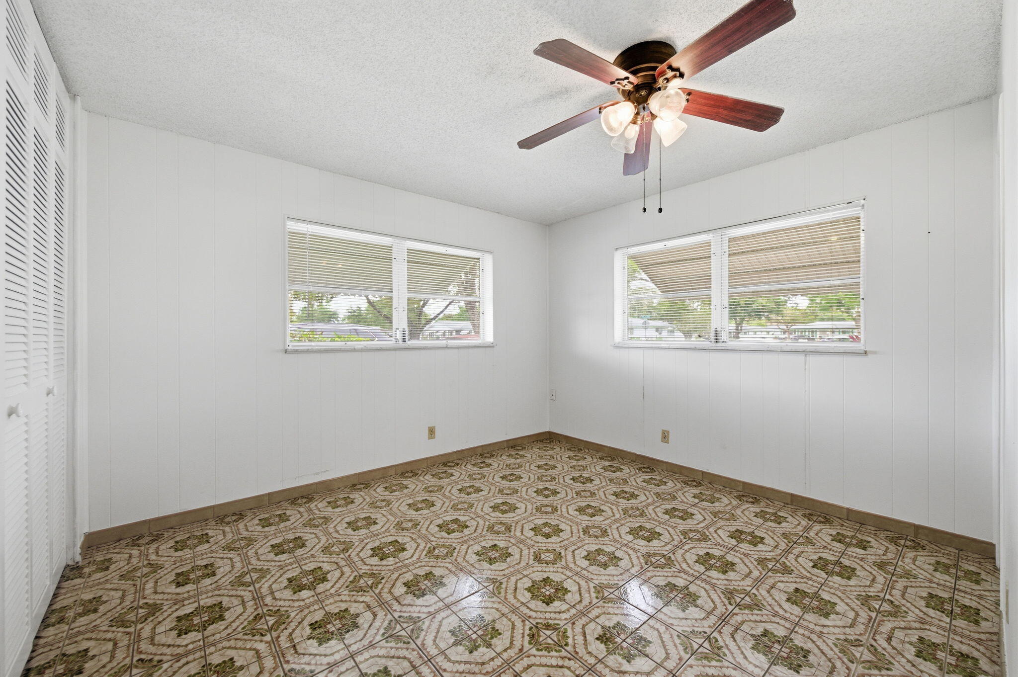 1043 Nw 85th Avenue B-4 Property Photo 13