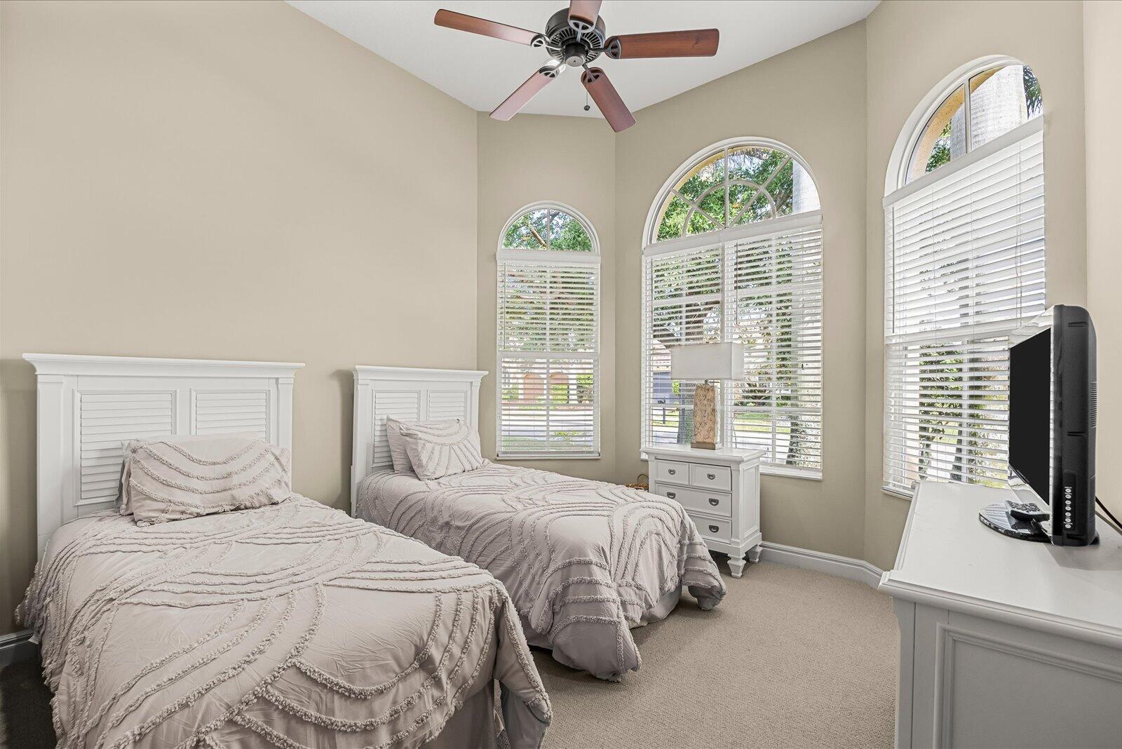 116 Se Bella Strano Property Photo 30