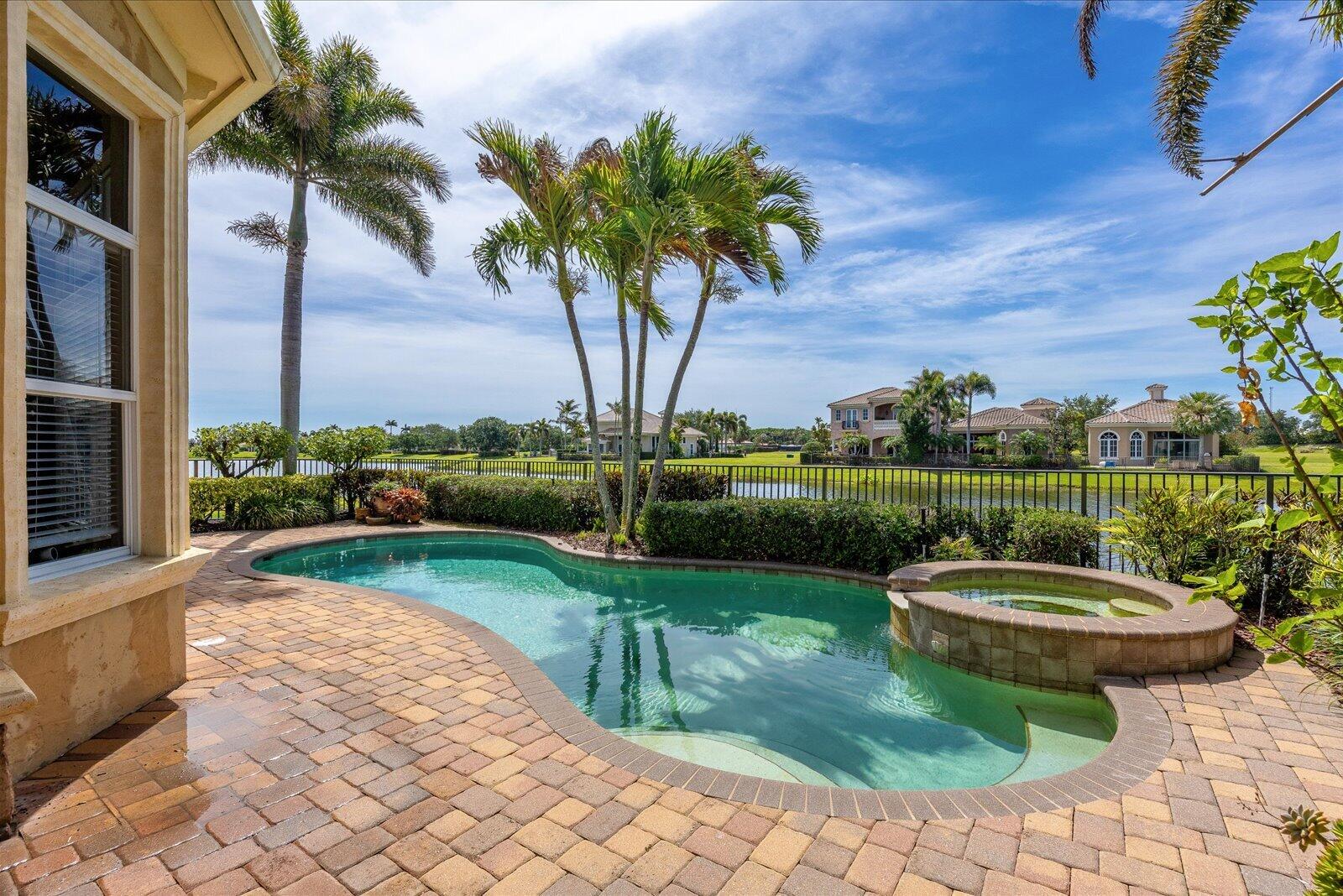 116 Se Bella Strano Property Photo 37