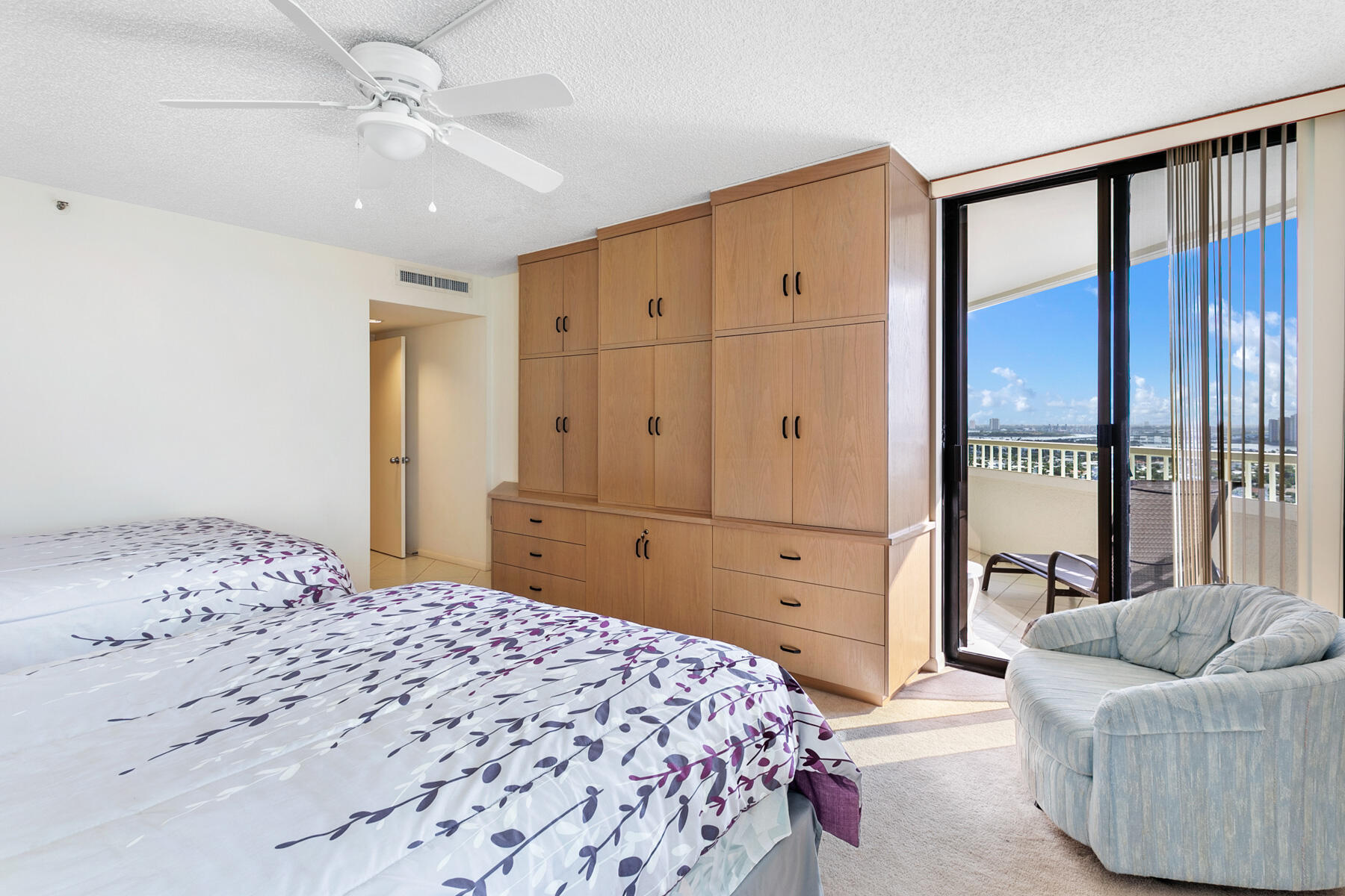 5070 N Ocean Drive 21c Property Photo 20