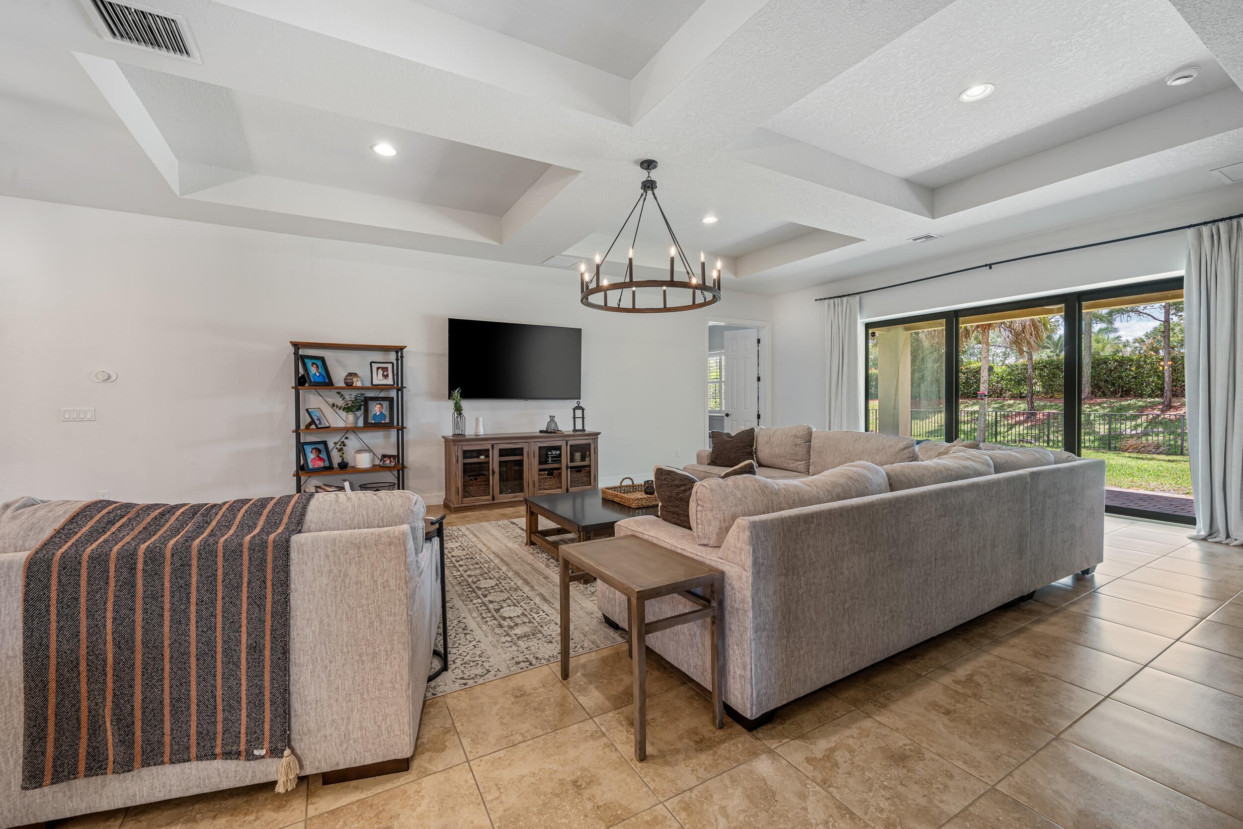4591 Siena Circle Property Photo 11