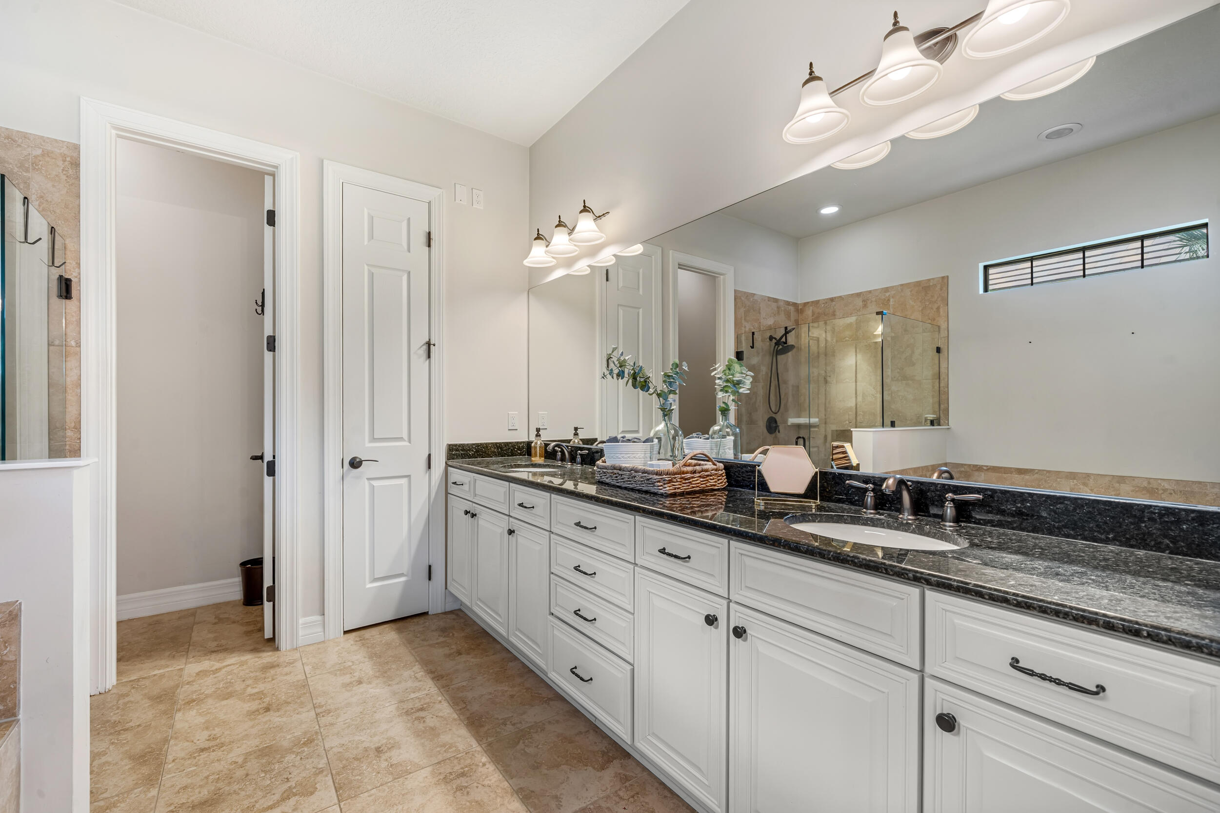 4591 Siena Circle Property Photo 16