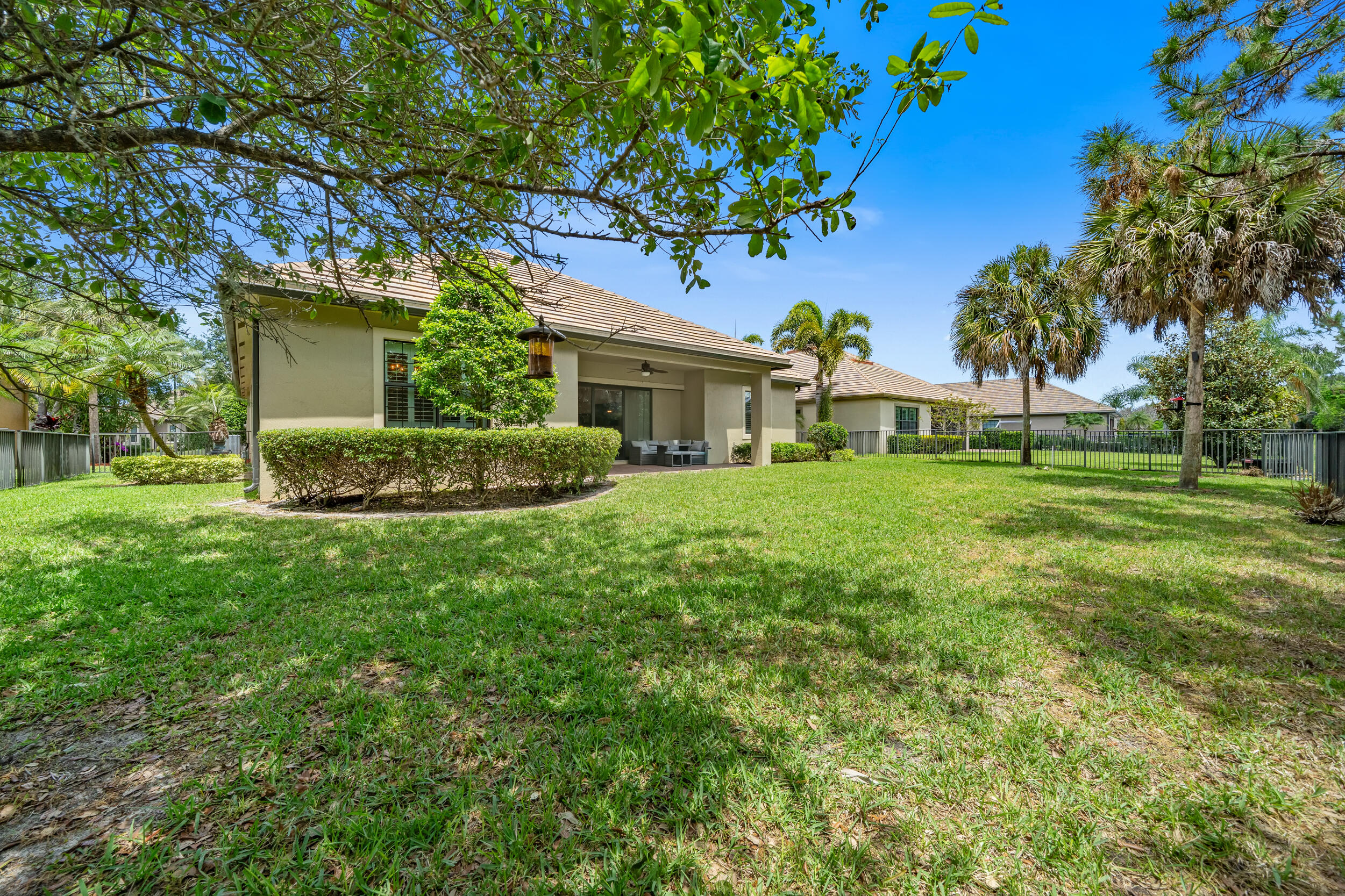 4591 Siena Circle Property Photo 29