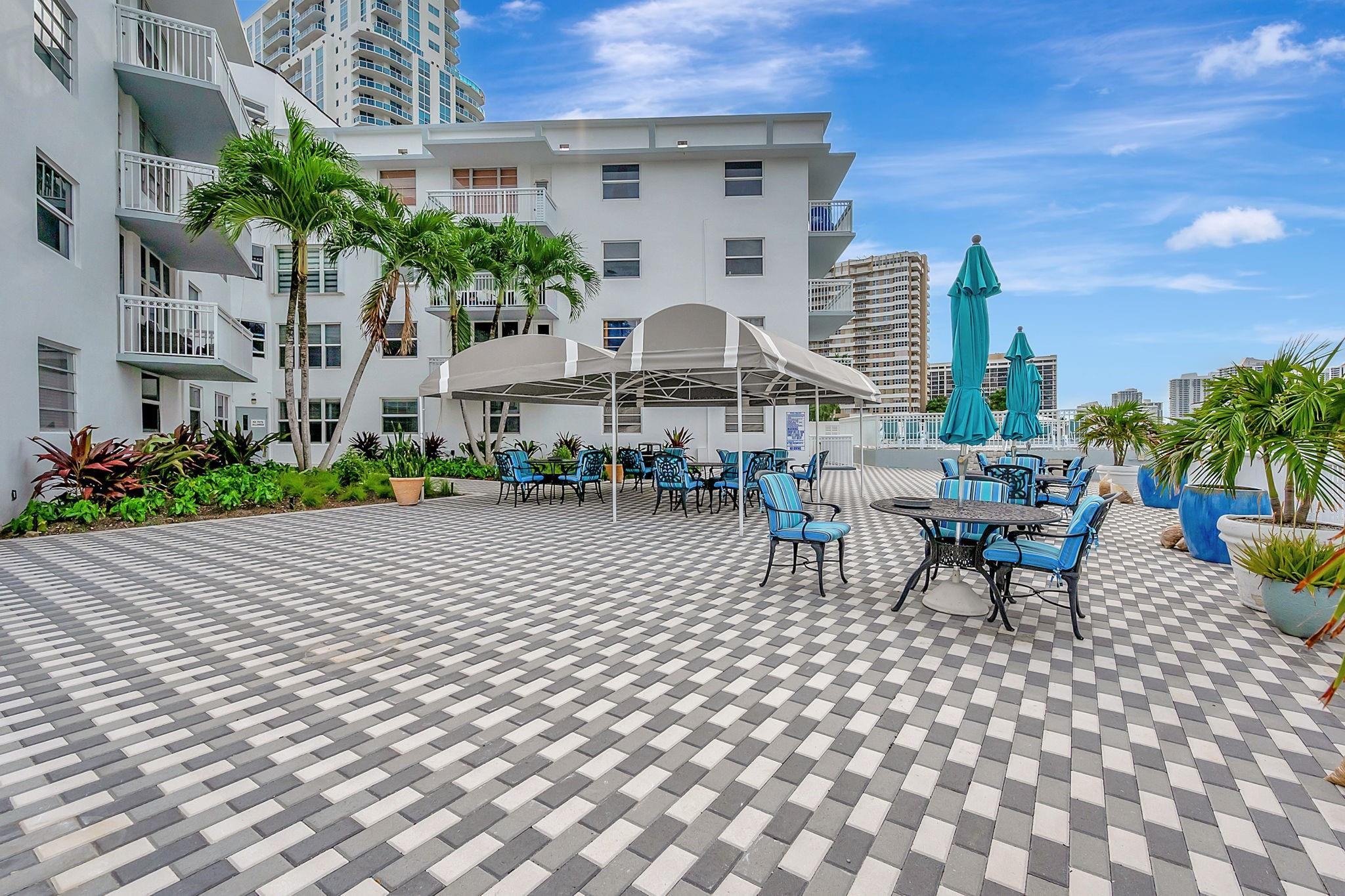 1913 S Ocean Drive 207 Property Photo 6