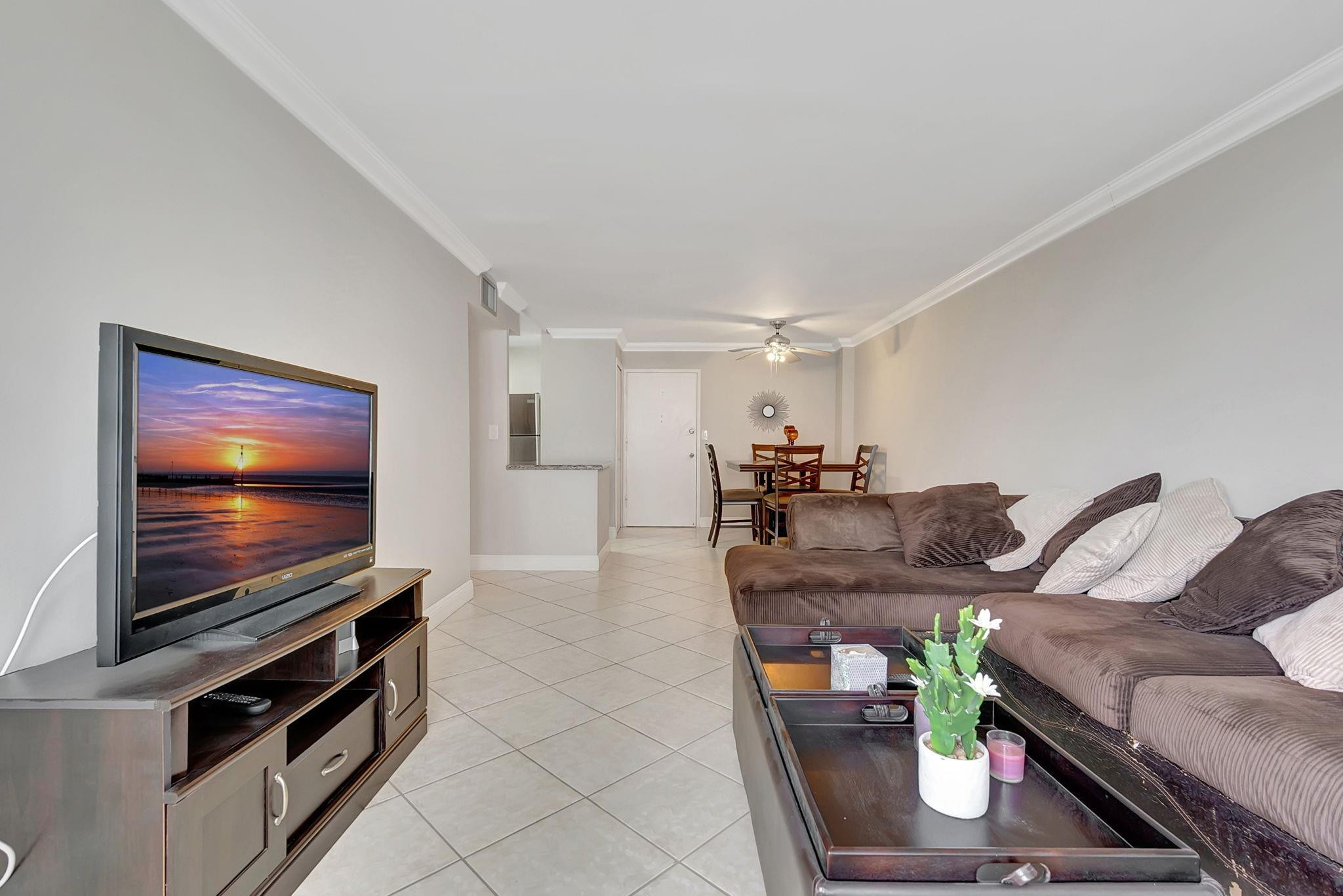 1913 S Ocean Drive 207 Property Photo 21