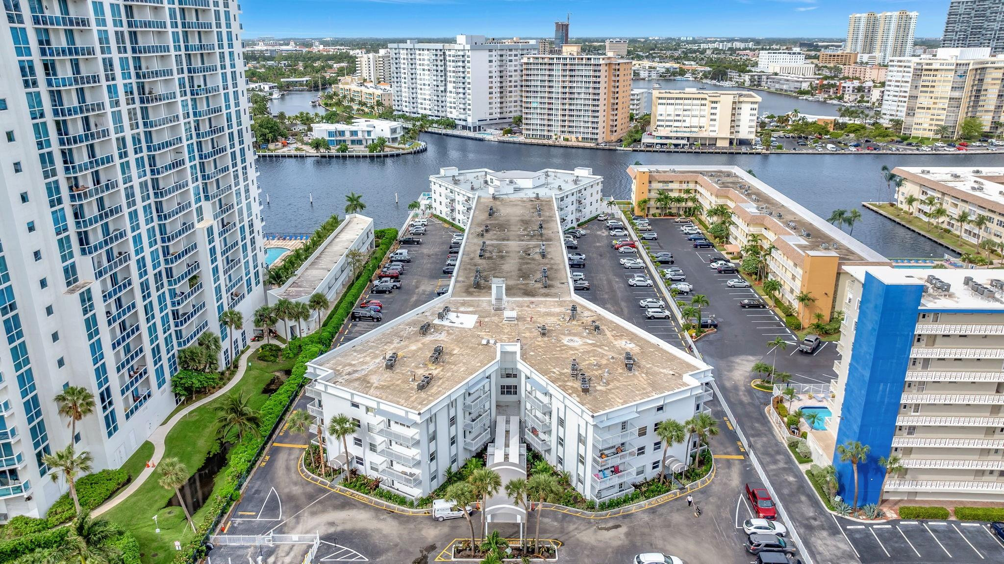 1913 S Ocean Drive 207 Property Photo 44