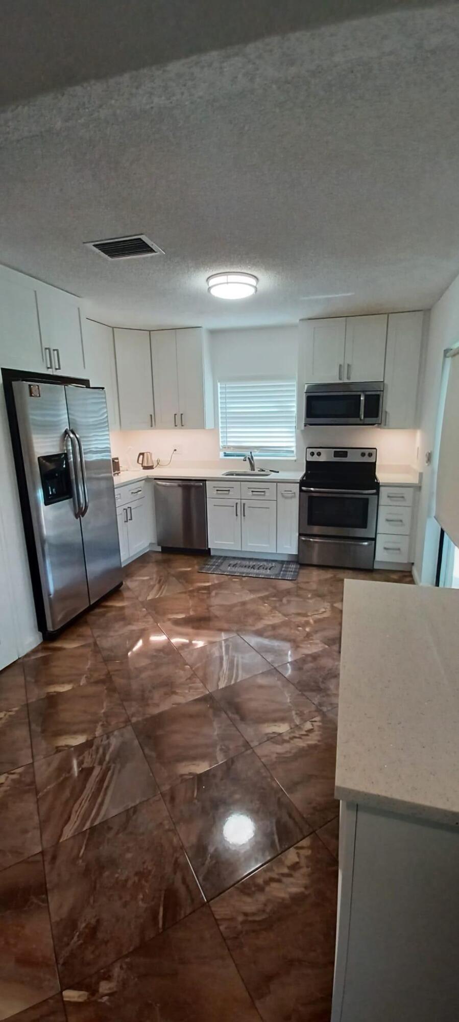 10544 Fenway Place Property Photo 15
