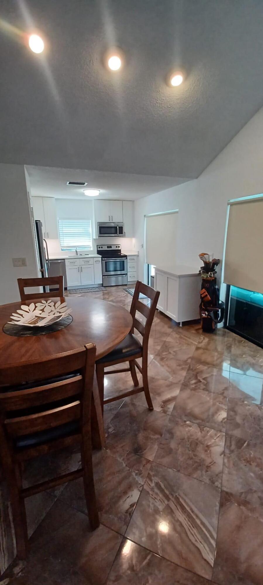 10544 Fenway Place Property Photo 16