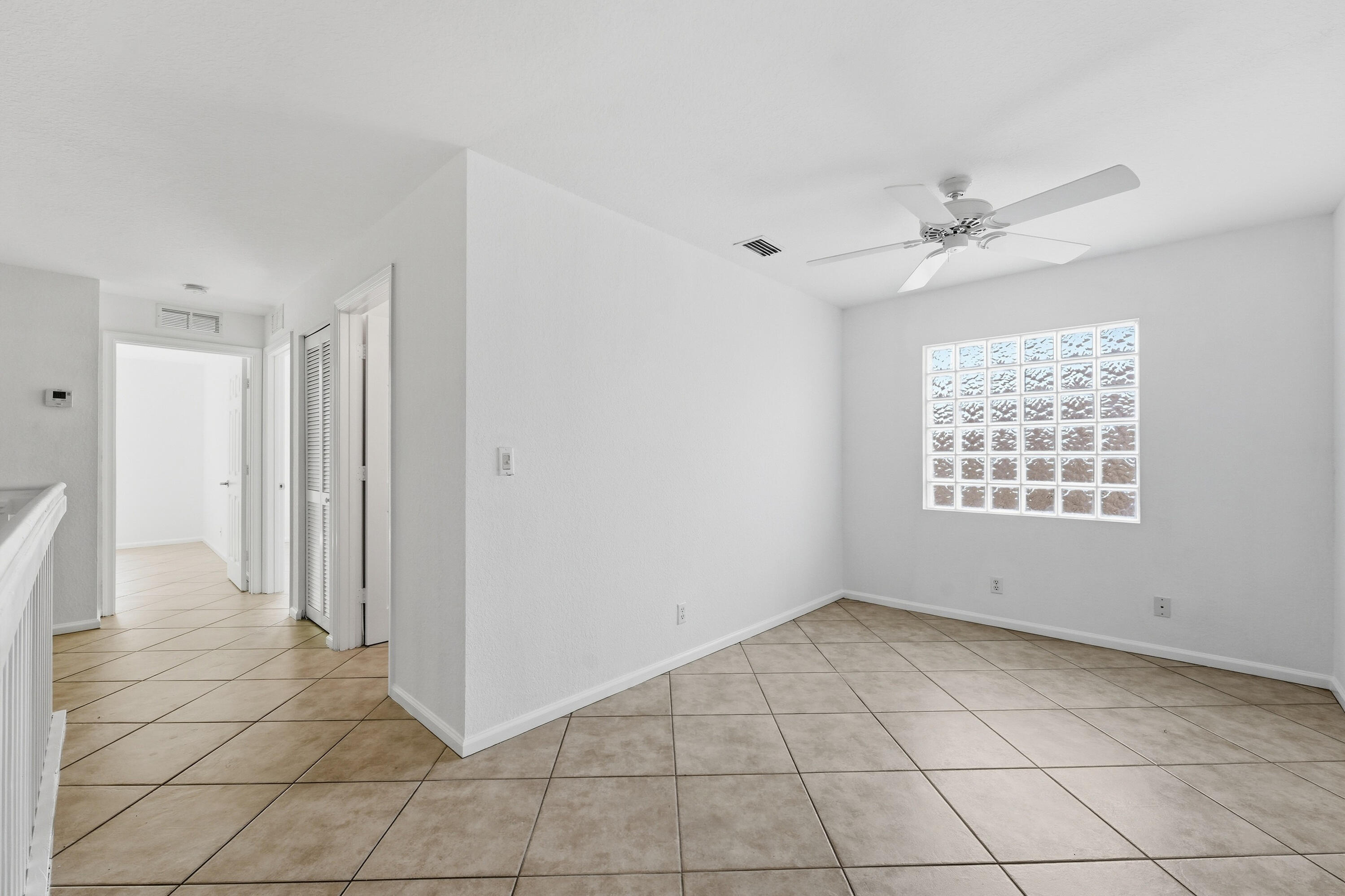 1275 Rosegate Boulevard Property Photo 14