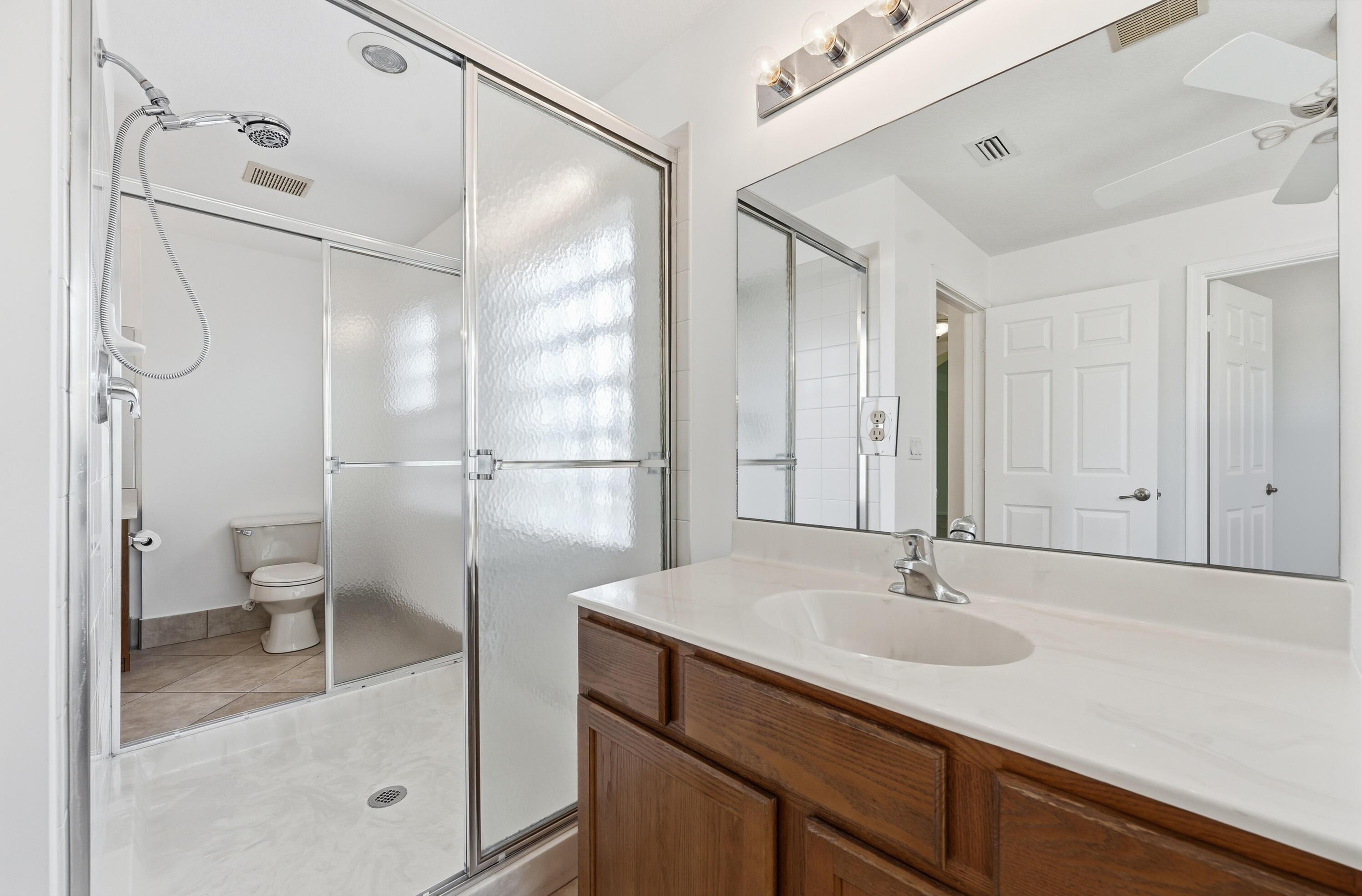 1275 Rosegate Boulevard Property Photo 20