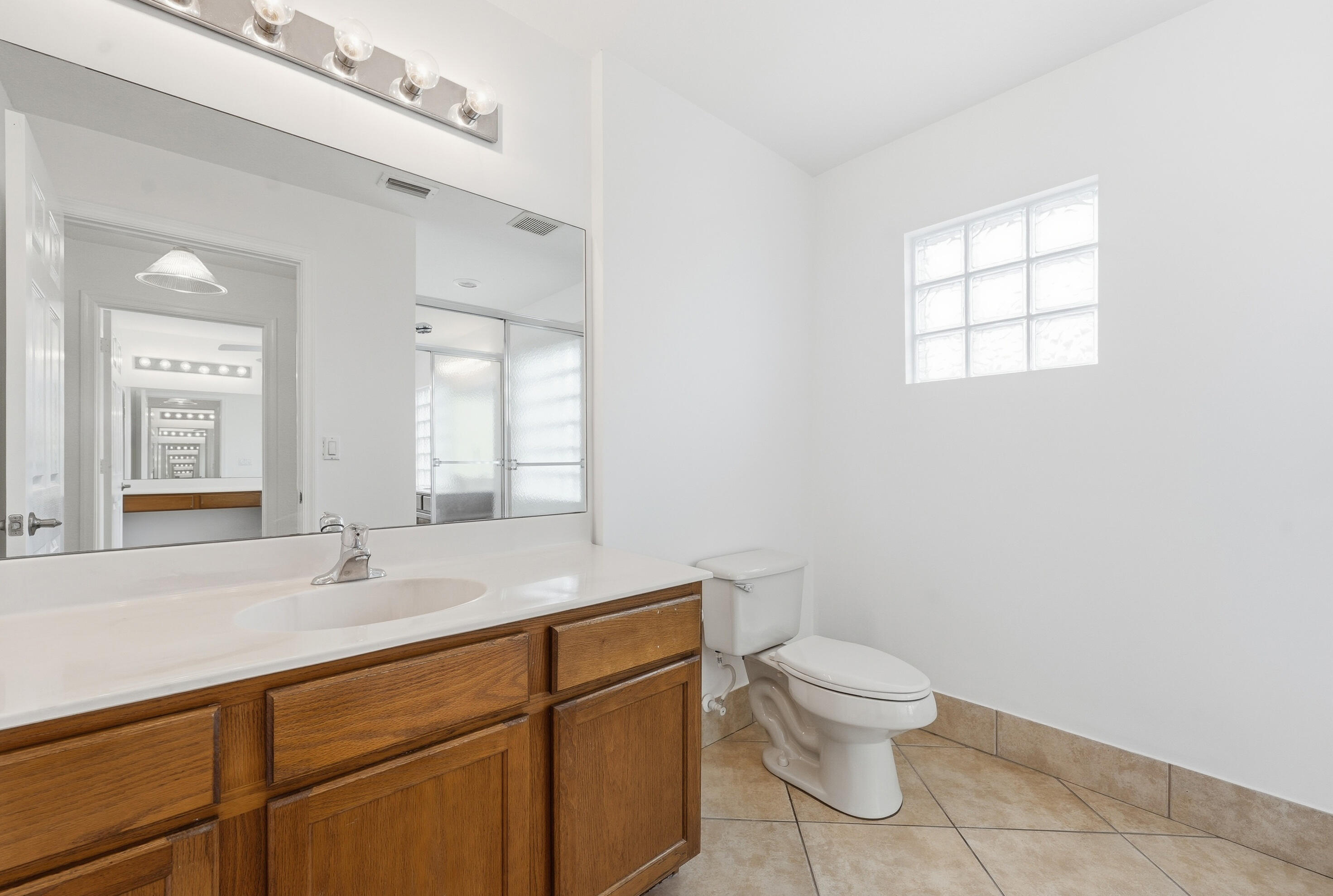 1275 Rosegate Boulevard Property Photo 21