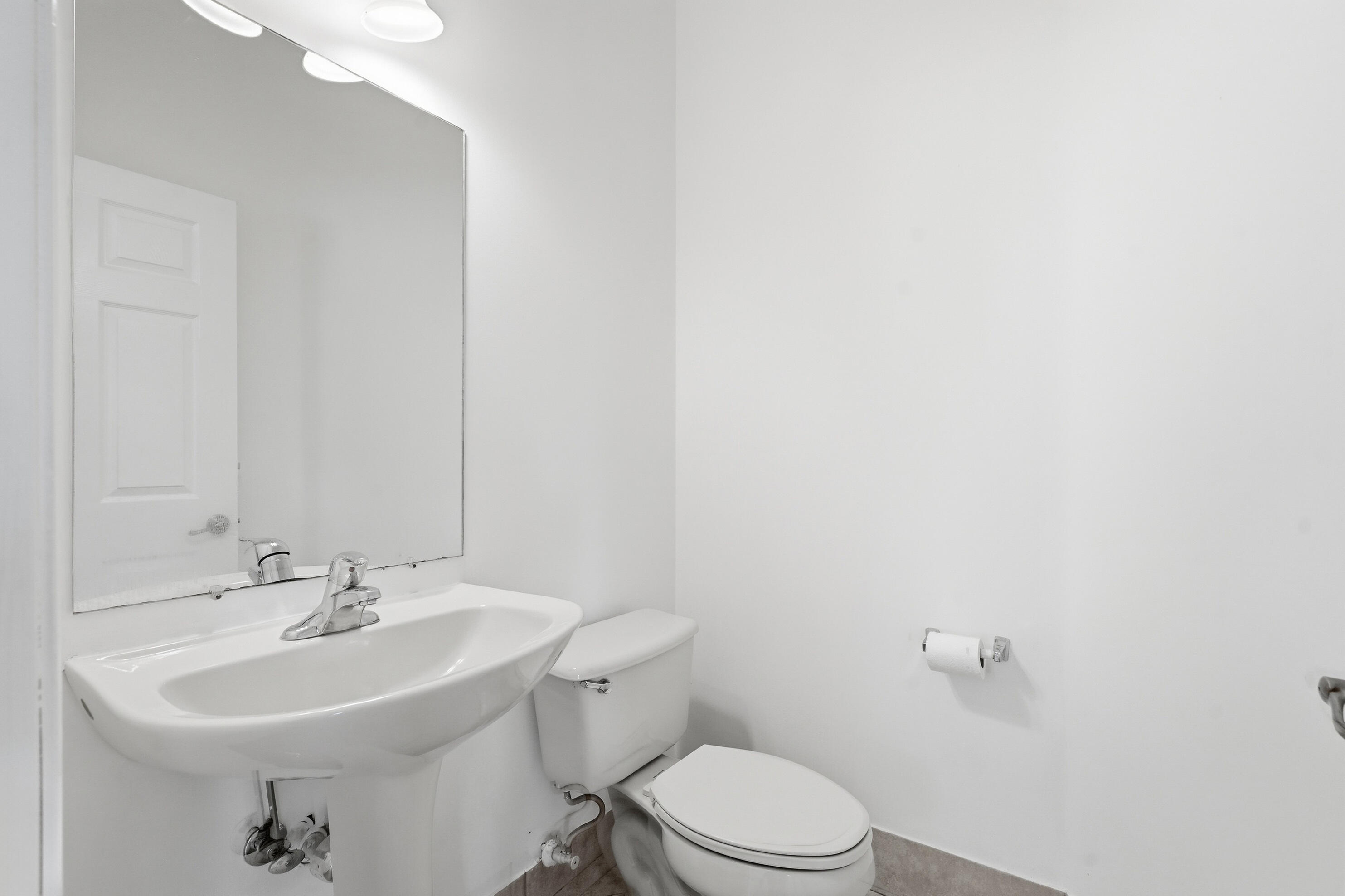1275 Rosegate Boulevard Property Photo 34