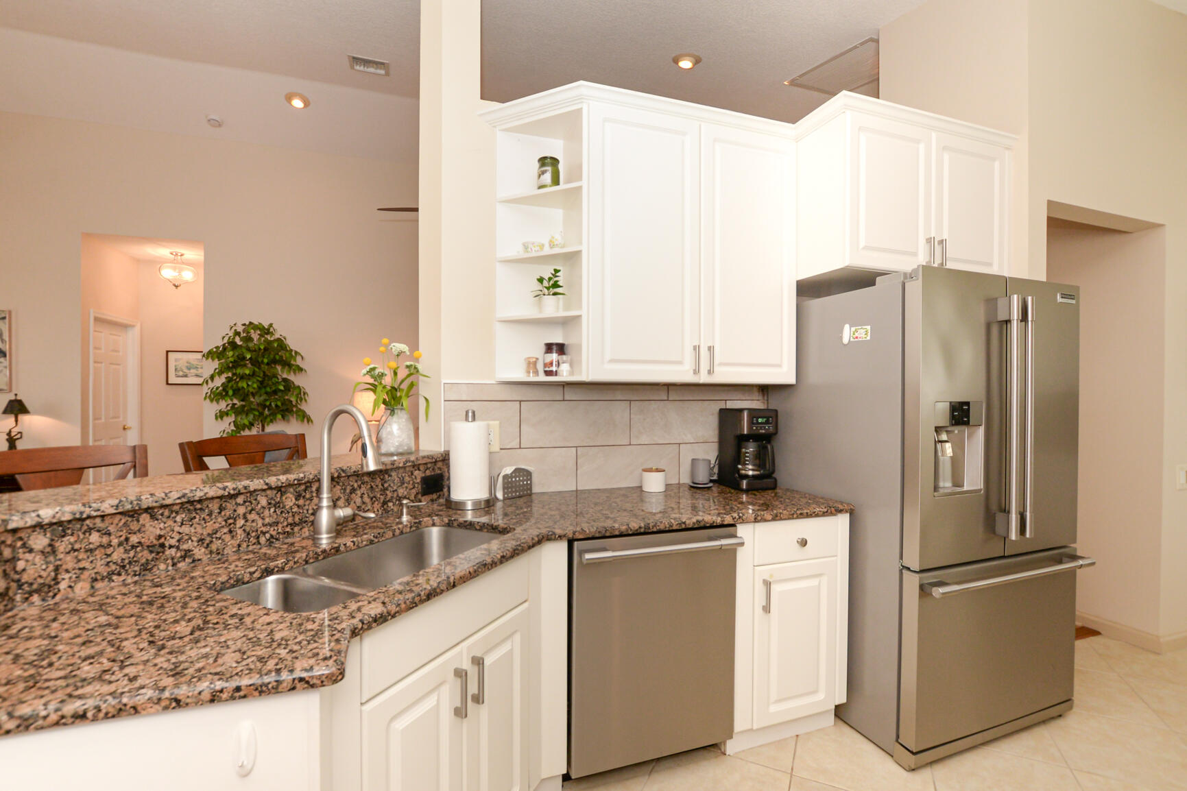 421 Nw Sunview Way Property Photo 17