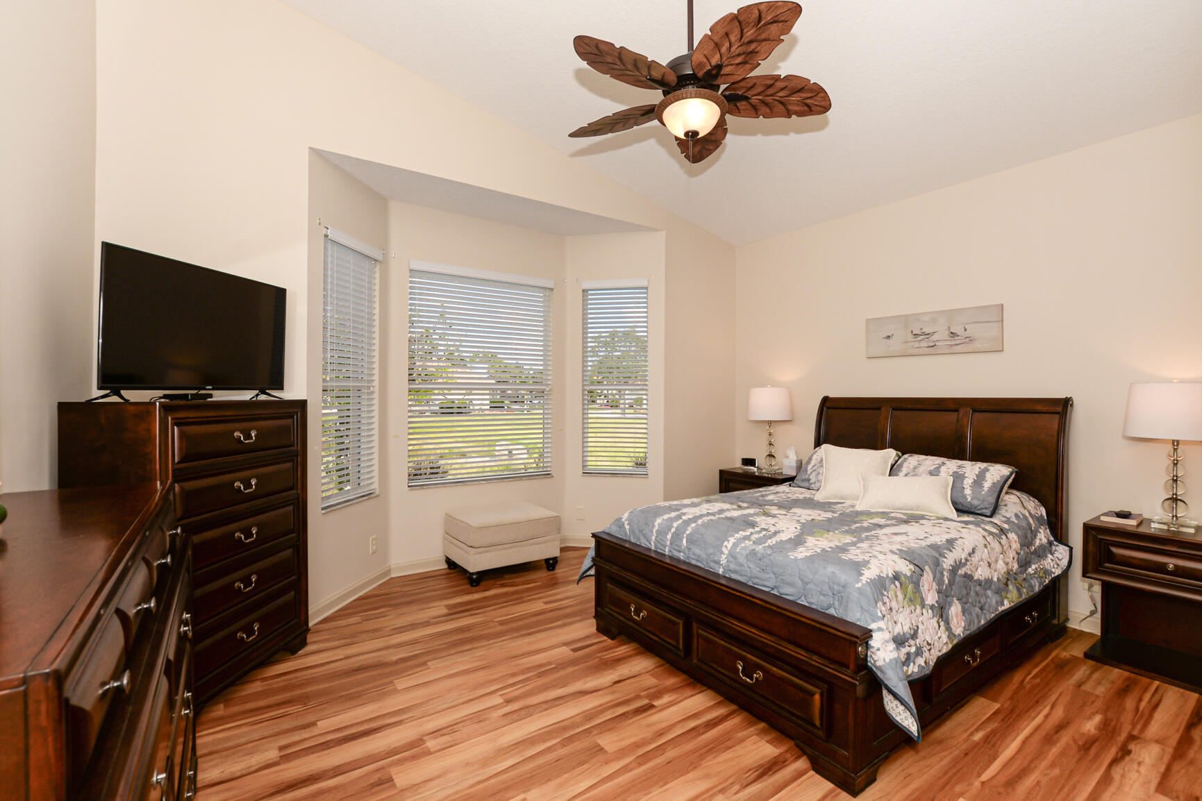 421 Nw Sunview Way Property Photo 21
