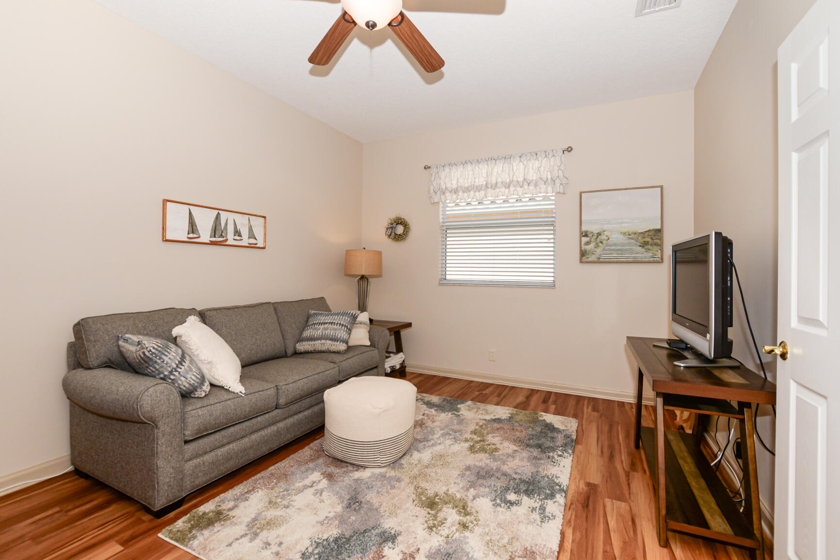 421 Nw Sunview Way Property Photo 31