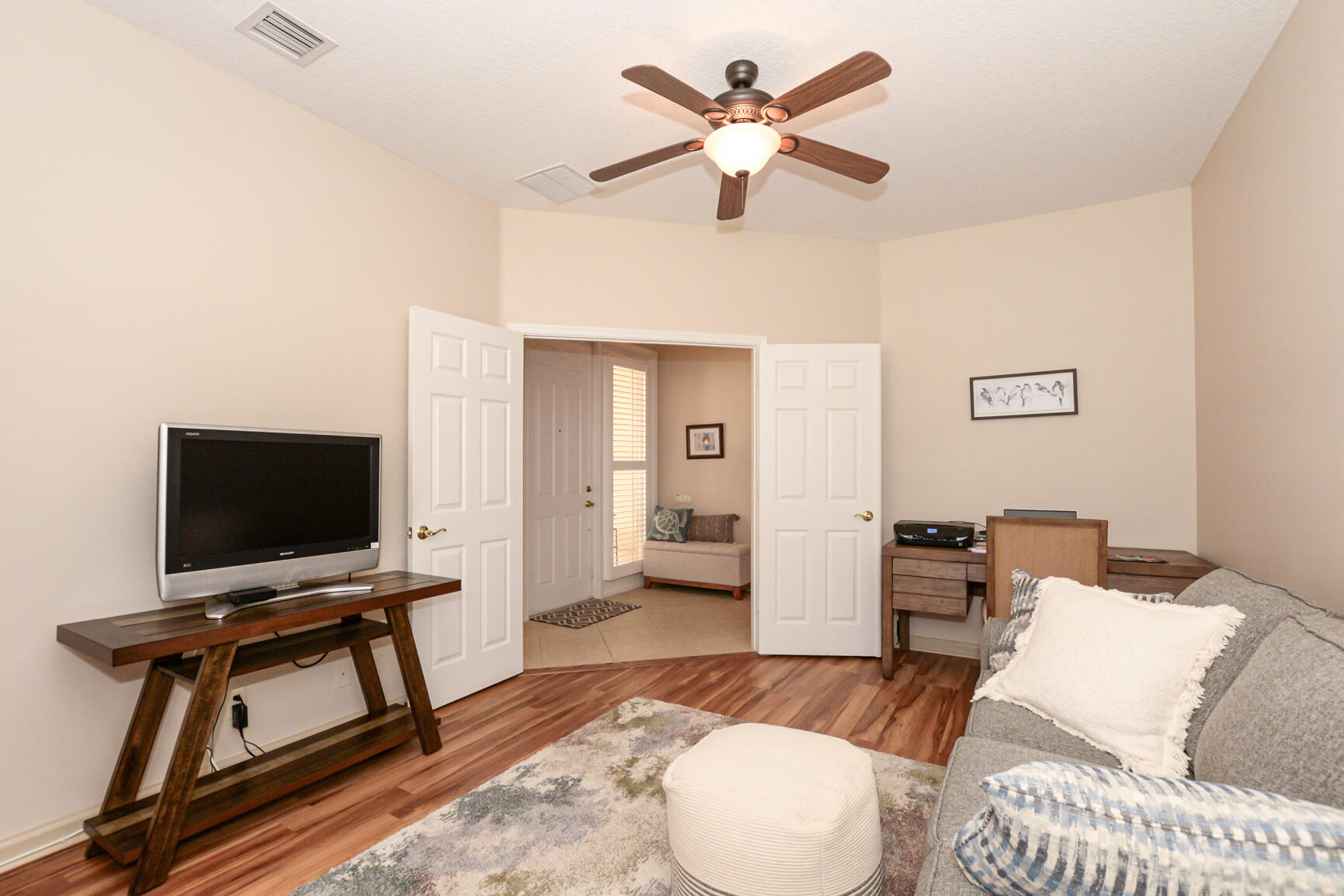 421 Nw Sunview Way Property Photo 32