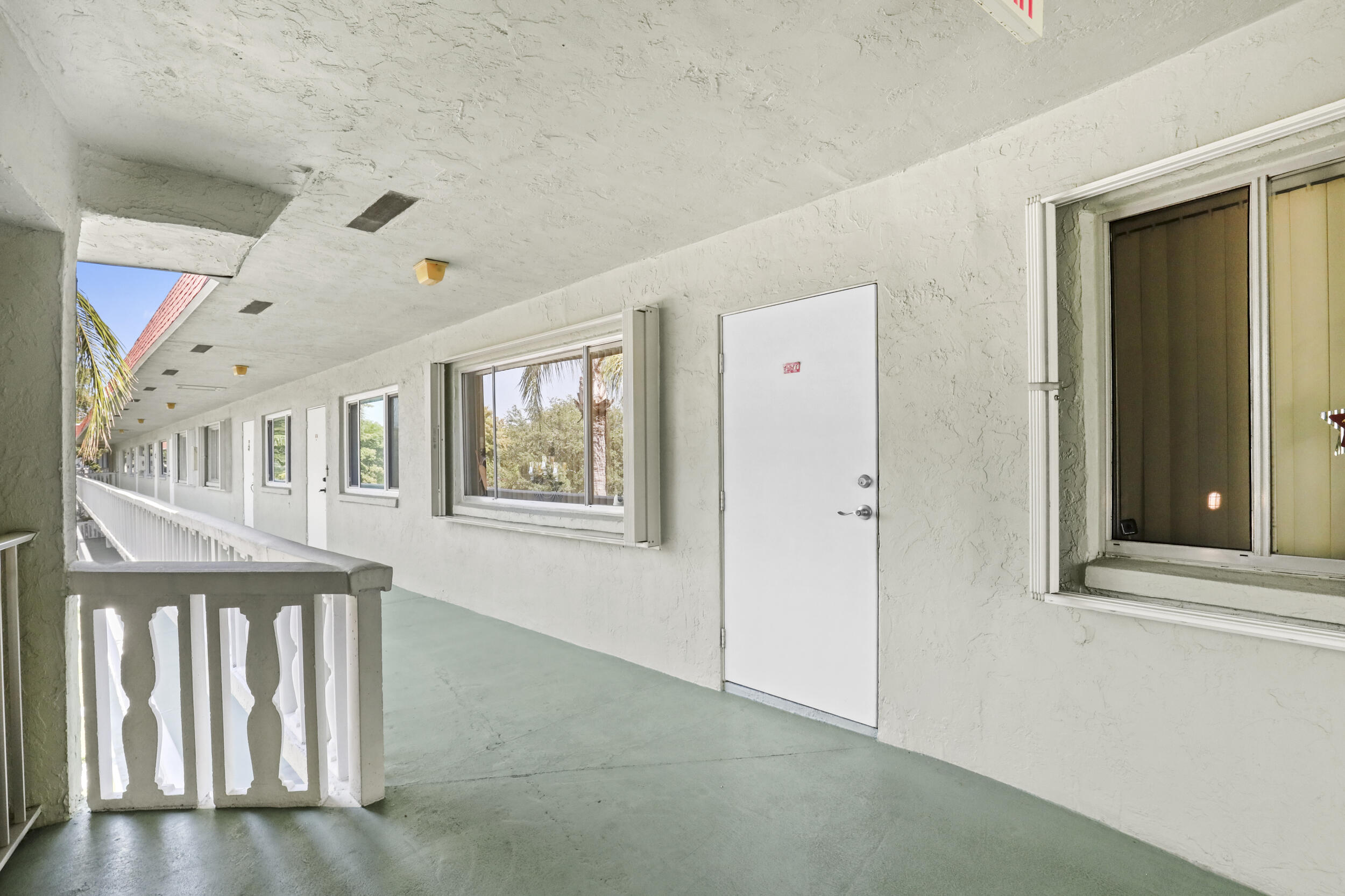 3100 Springdale Boulevard 308 Property Photo 2
