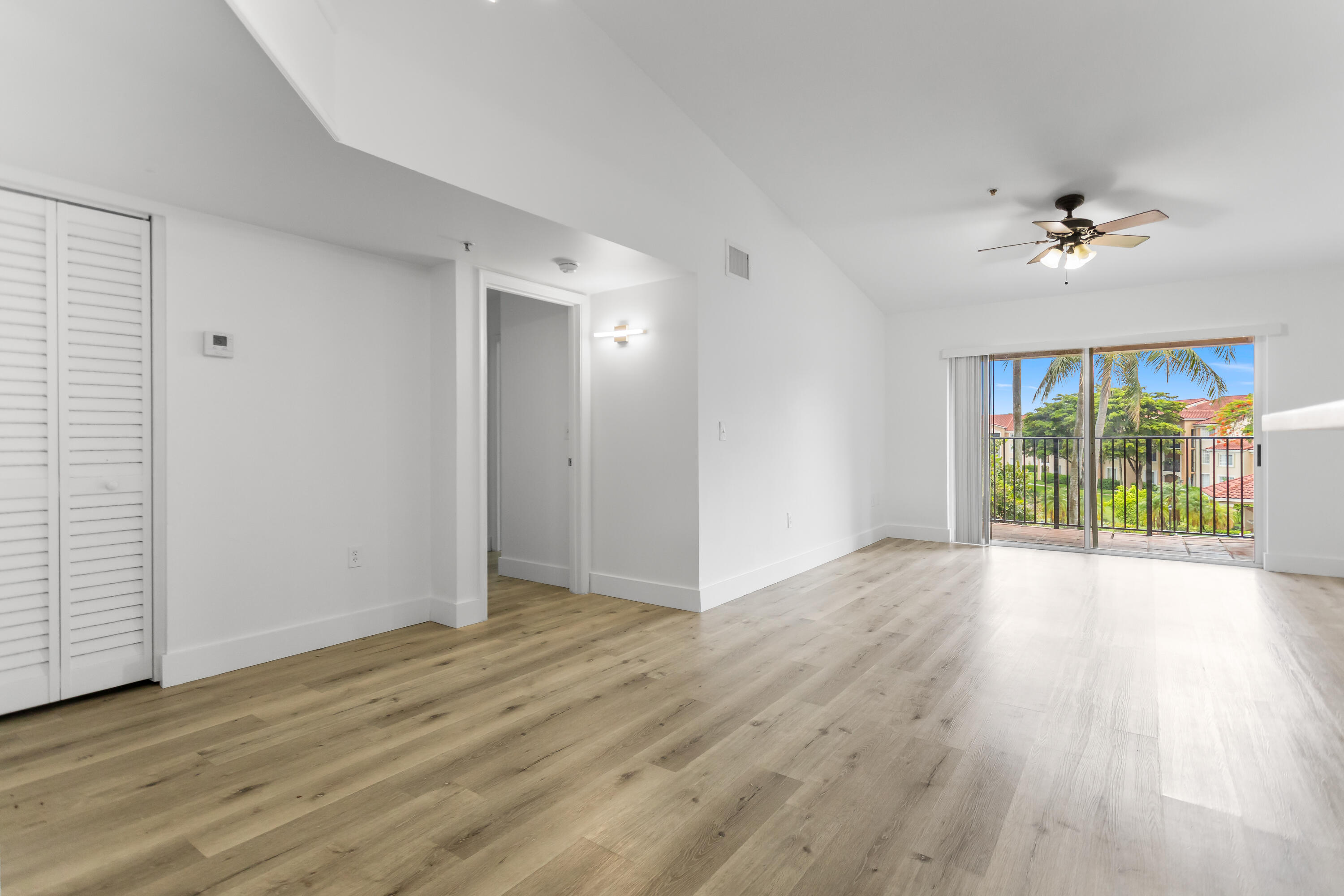 2113 Renaissance Boulevard 306 Property Photo 4
