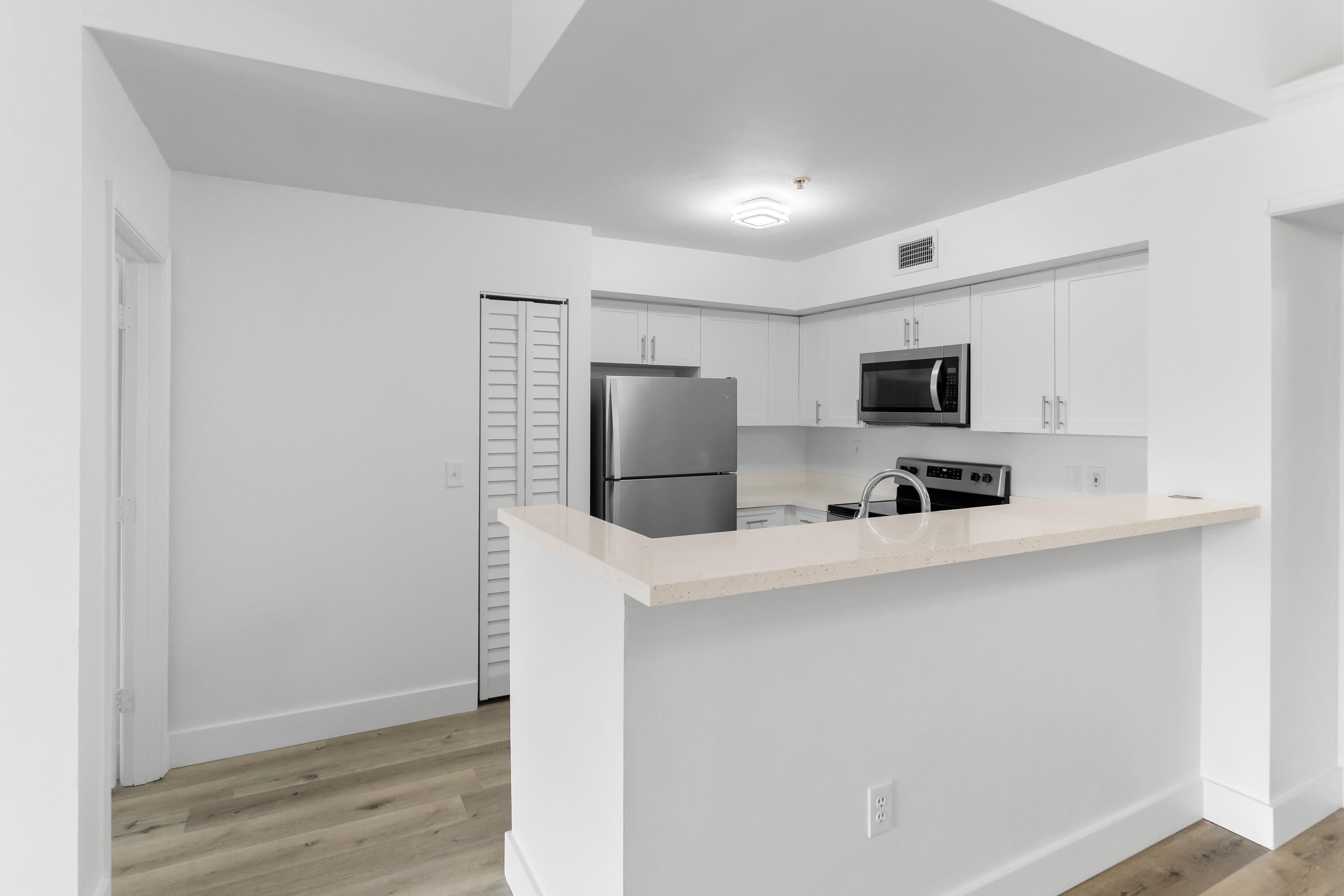 2113 Renaissance Boulevard 306 Property Photo 13