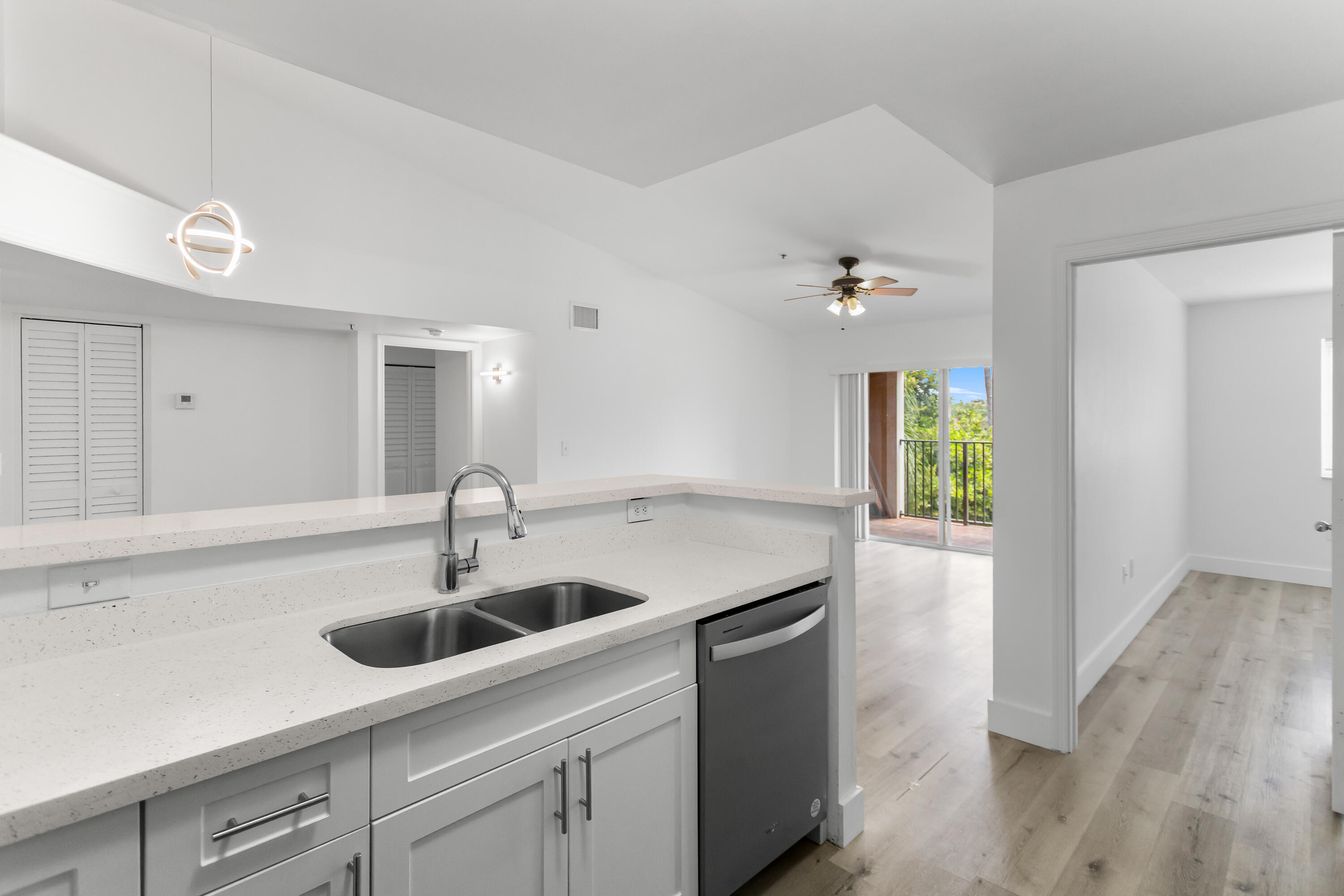 2113 Renaissance Boulevard 306 Property Photo 17