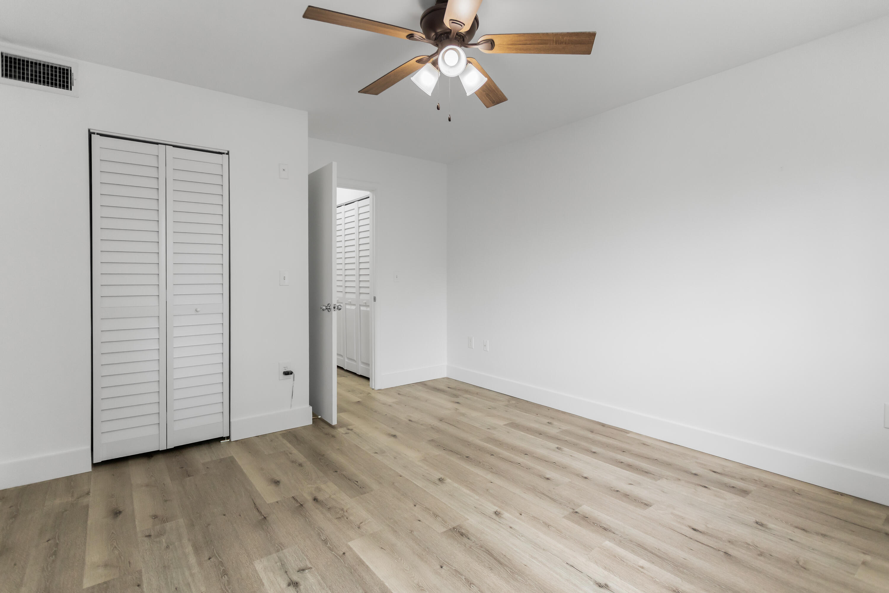 2113 Renaissance Boulevard 306 Property Photo 28