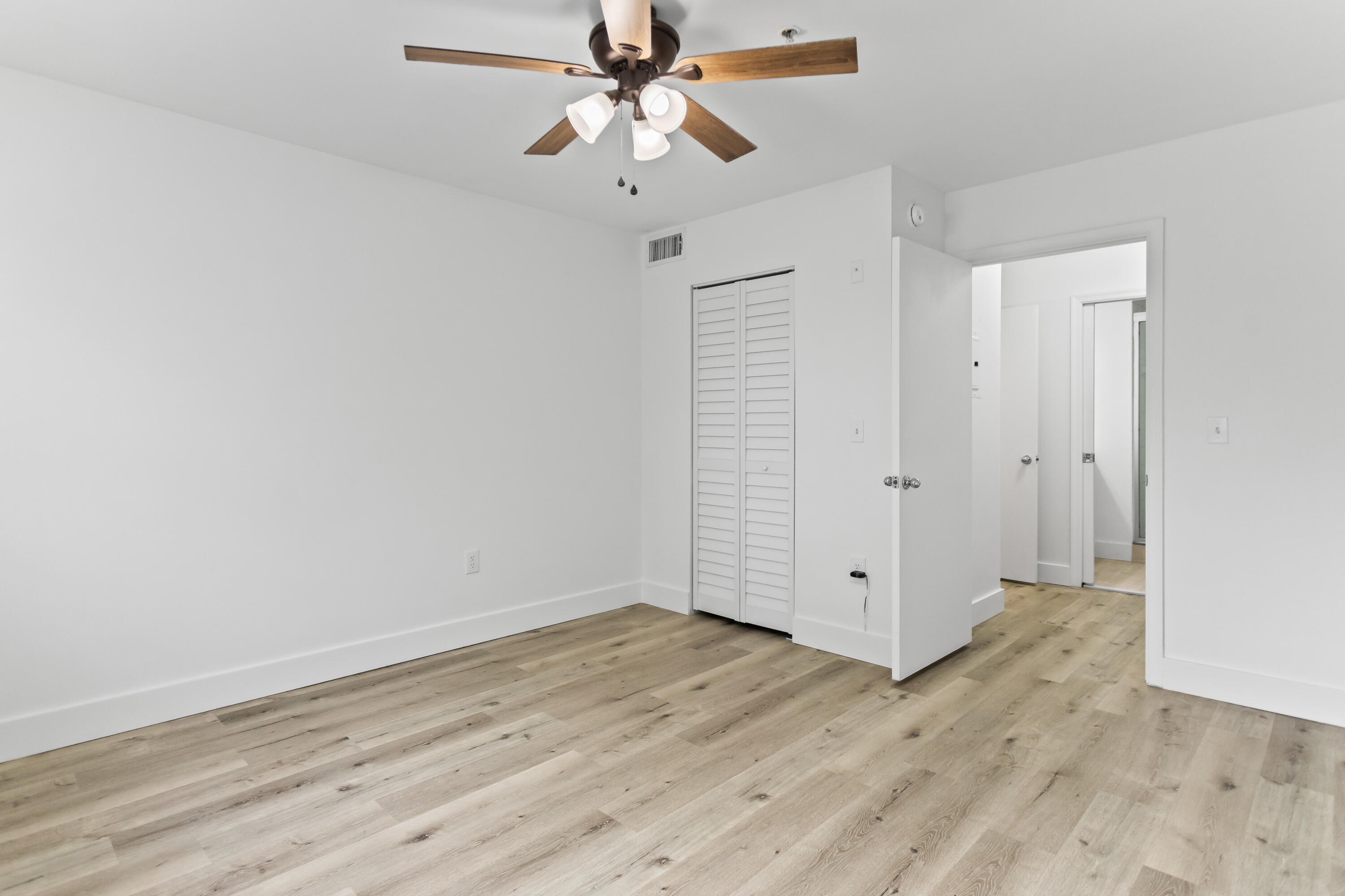 2113 Renaissance Boulevard 306 Property Photo 29