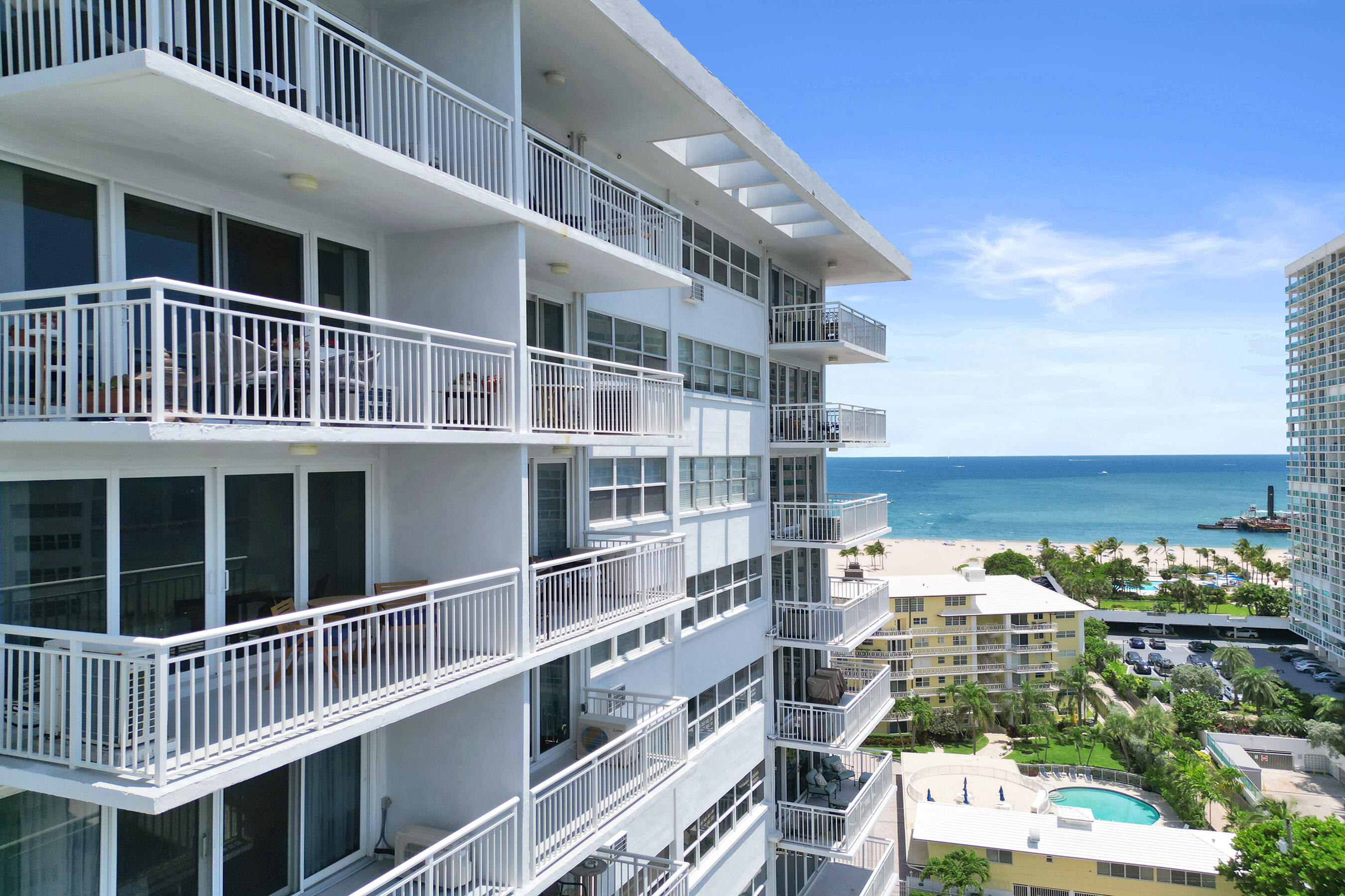 1920 S Ocean Drive 1504 Property Photo 41