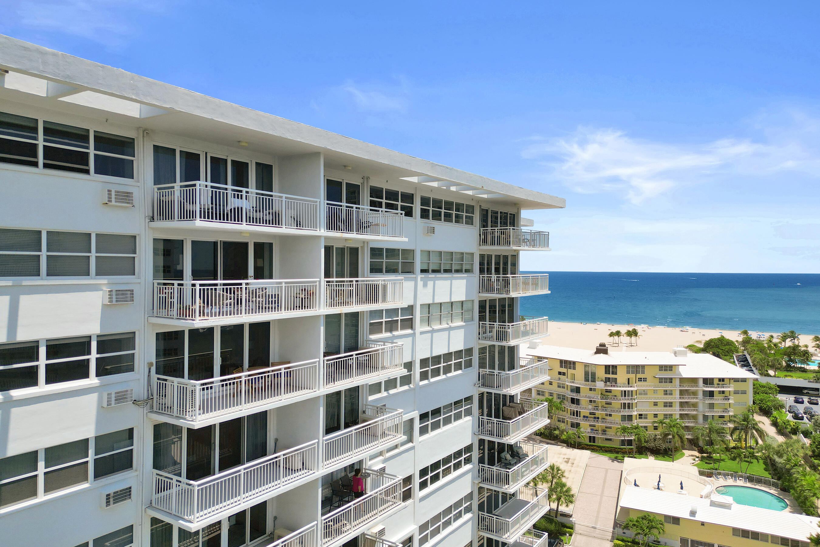 1920 S Ocean Drive 1504 Property Photo 42