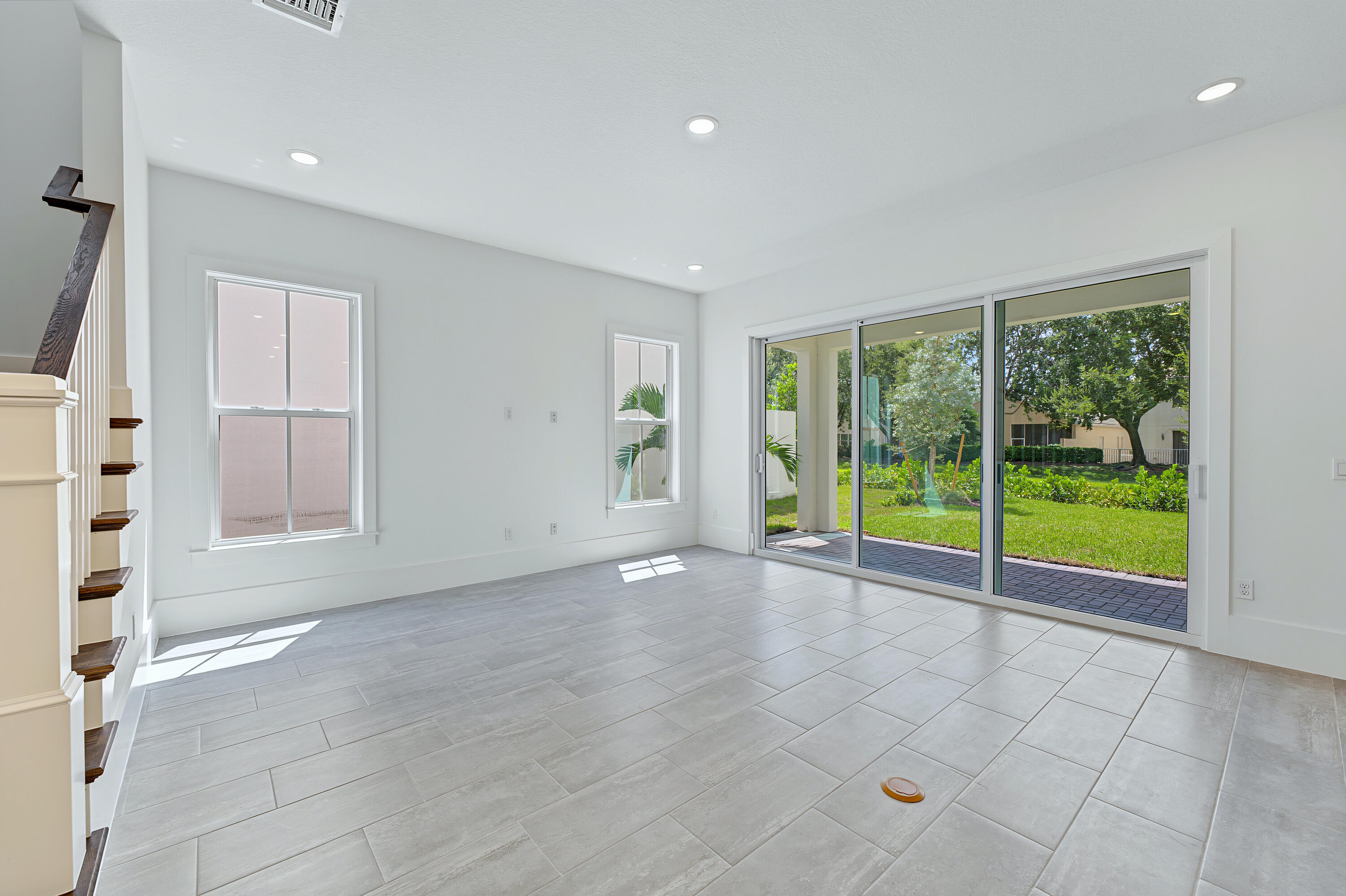 138 Parkside Way 10 Property Photo 12