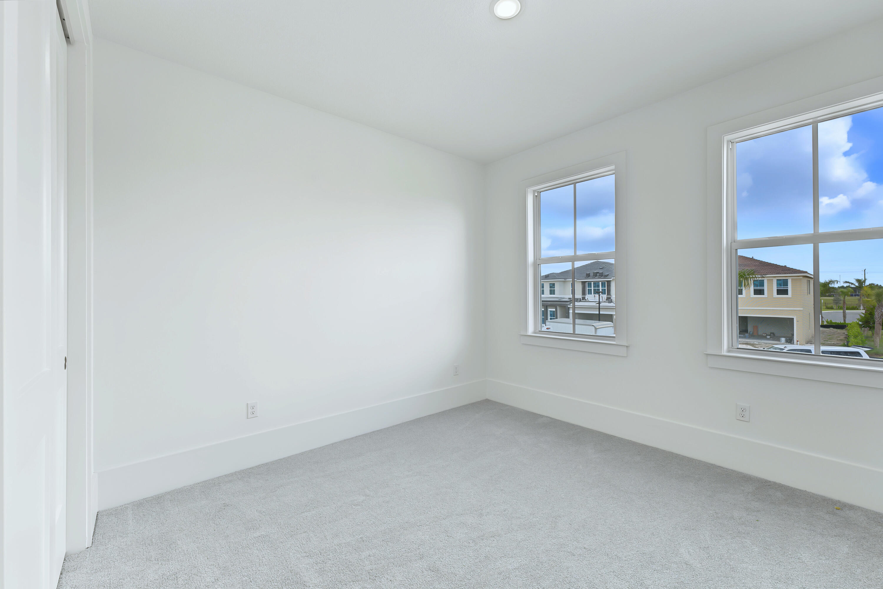 138 Parkside Way 10 Property Photo 21