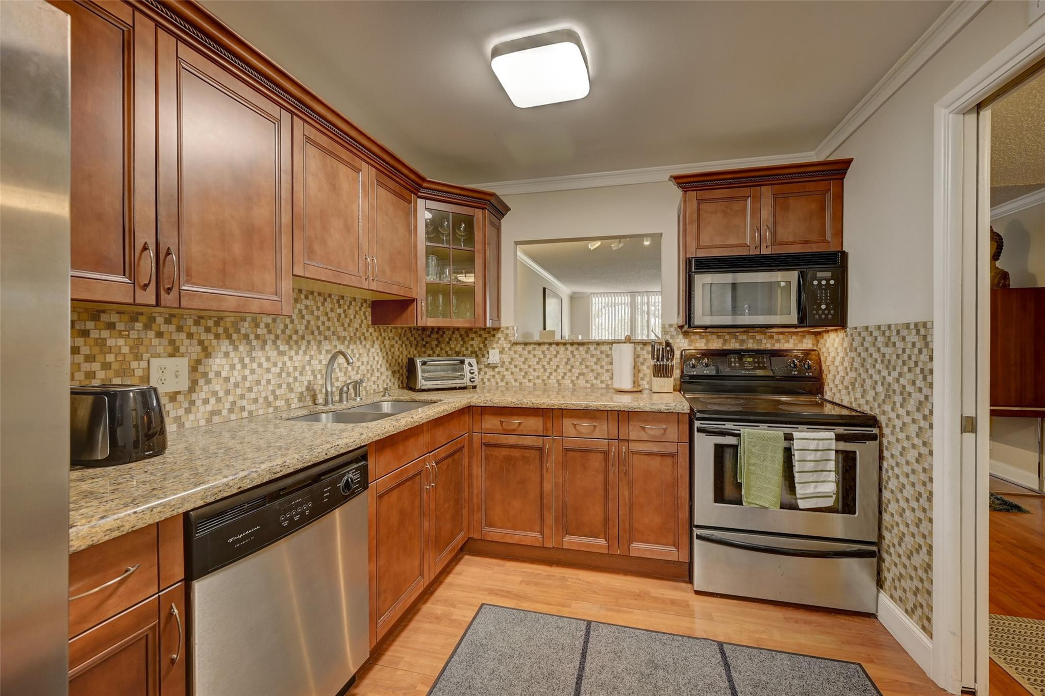 823 Cypress Boulevard 201 Property Photo 2