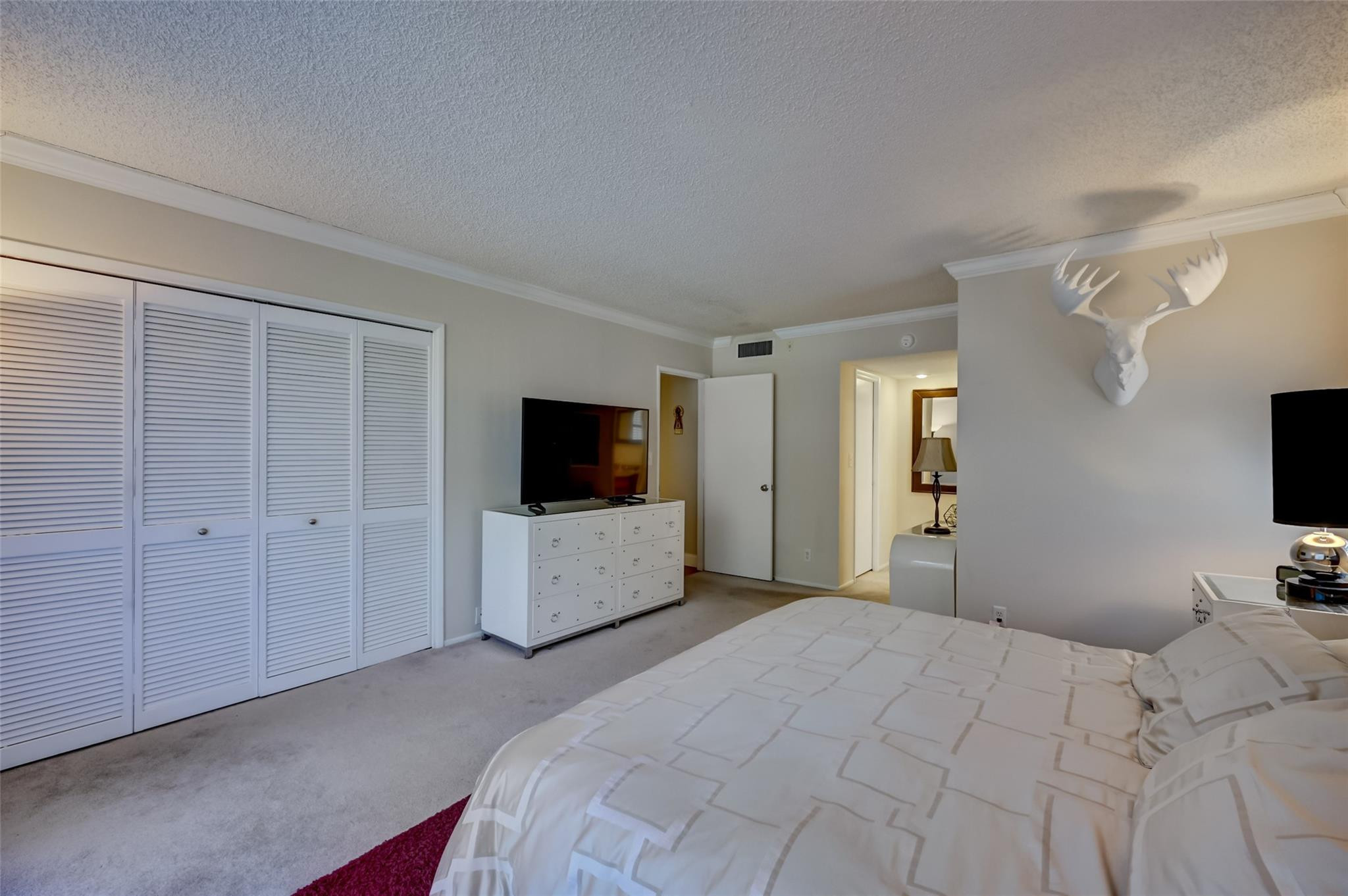 823 Cypress Boulevard 201 Property Photo 7